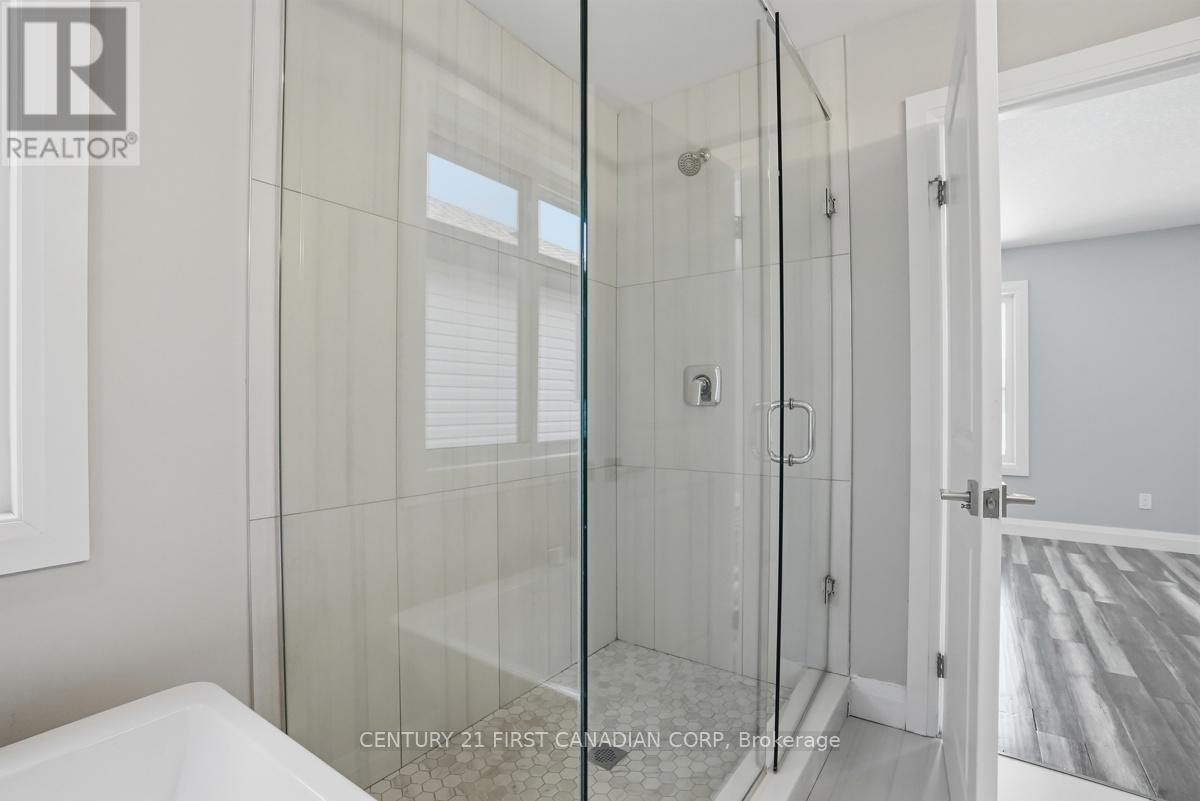 2775 ORIOLE DRIVE - 22