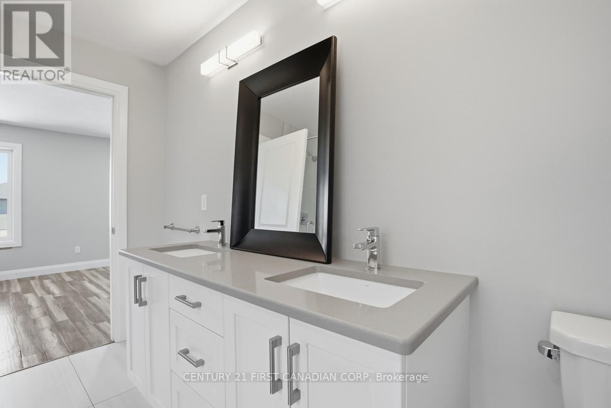 2775 ORIOLE DRIVE - 23
