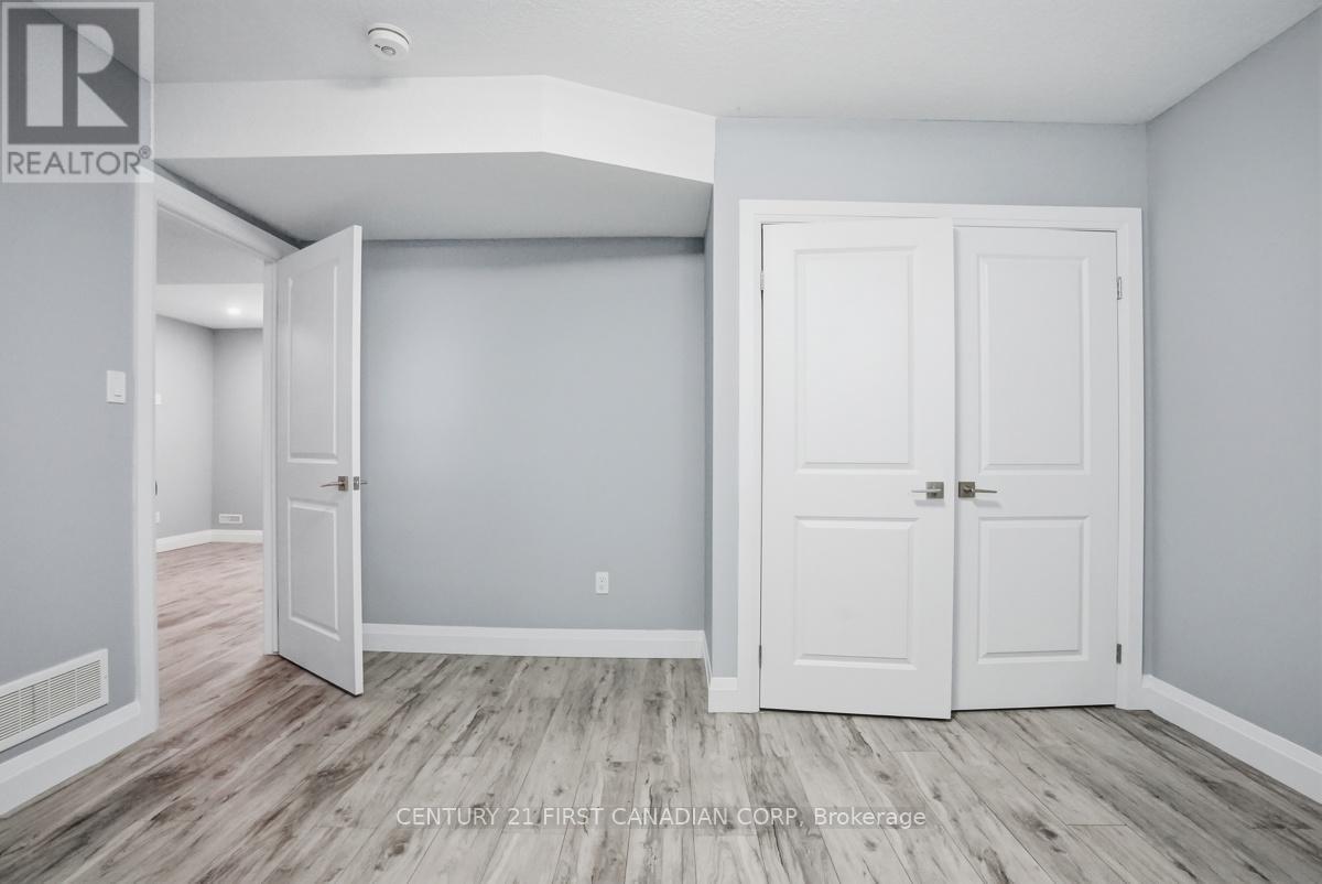 2775 ORIOLE DRIVE - 36