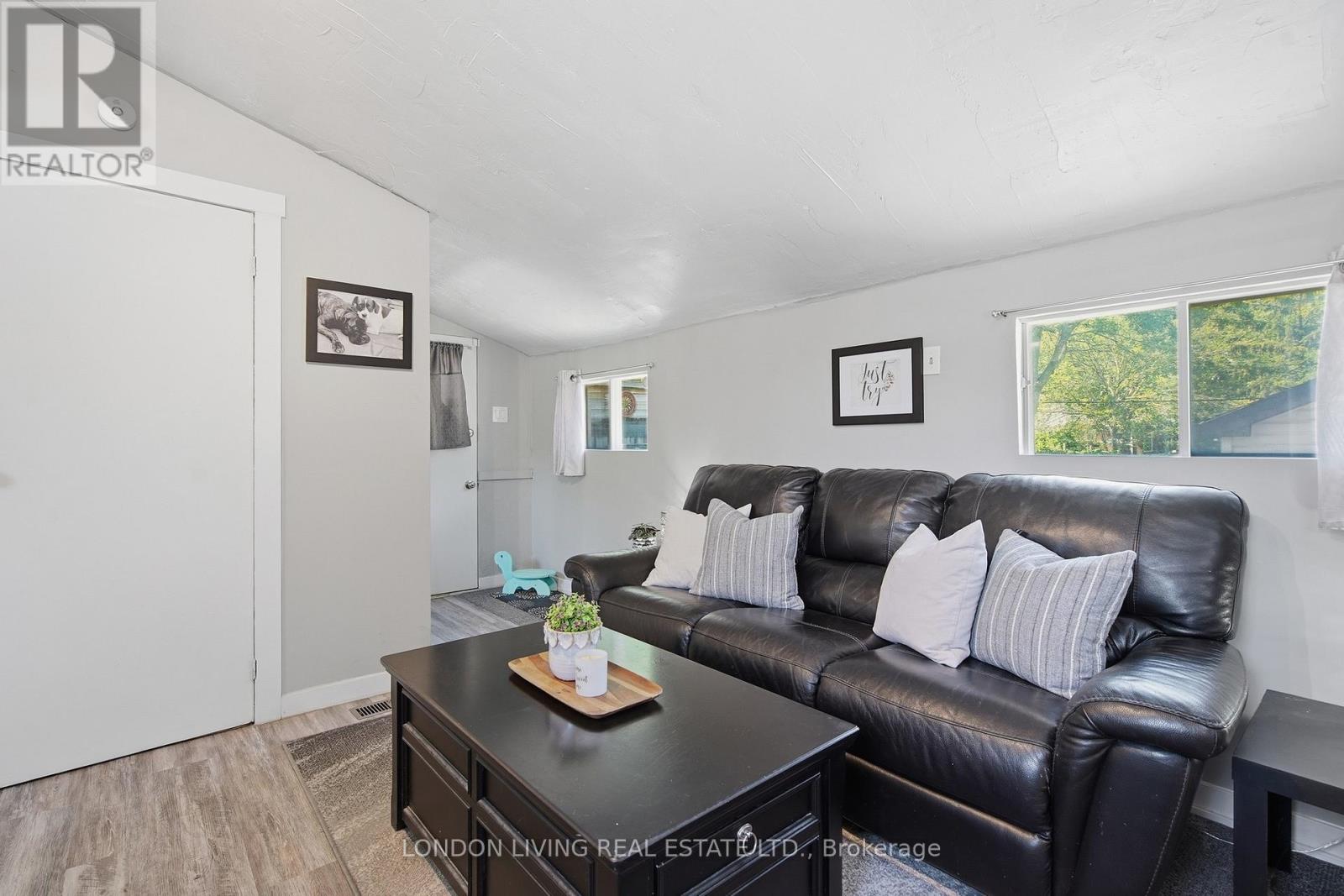 1176 FLORENCE STREET - 19