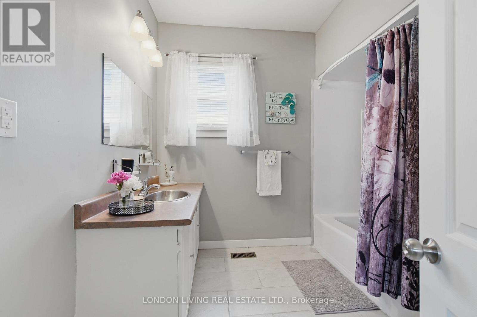 1176 FLORENCE STREET - 26