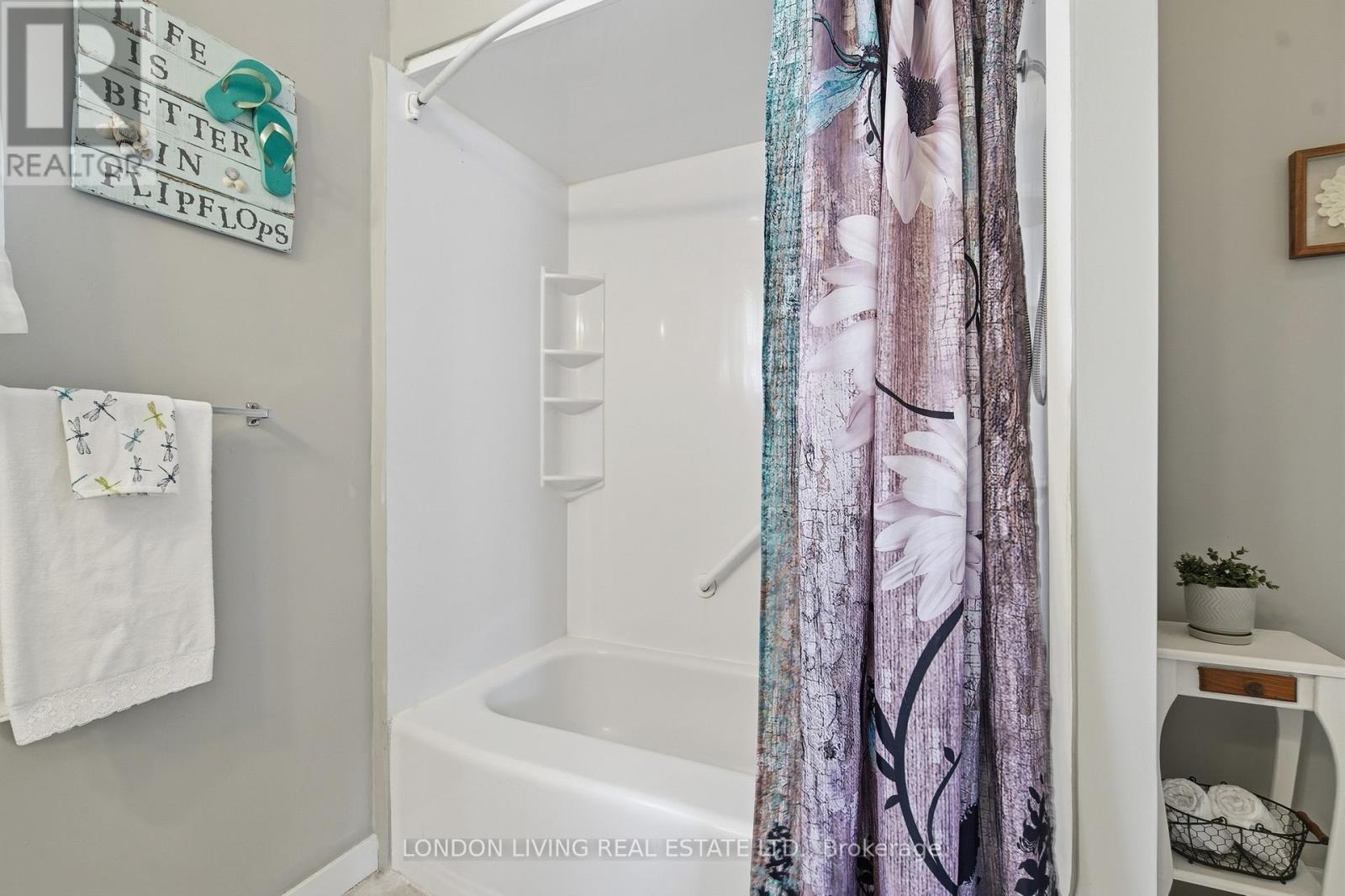 1176 FLORENCE STREET - 28