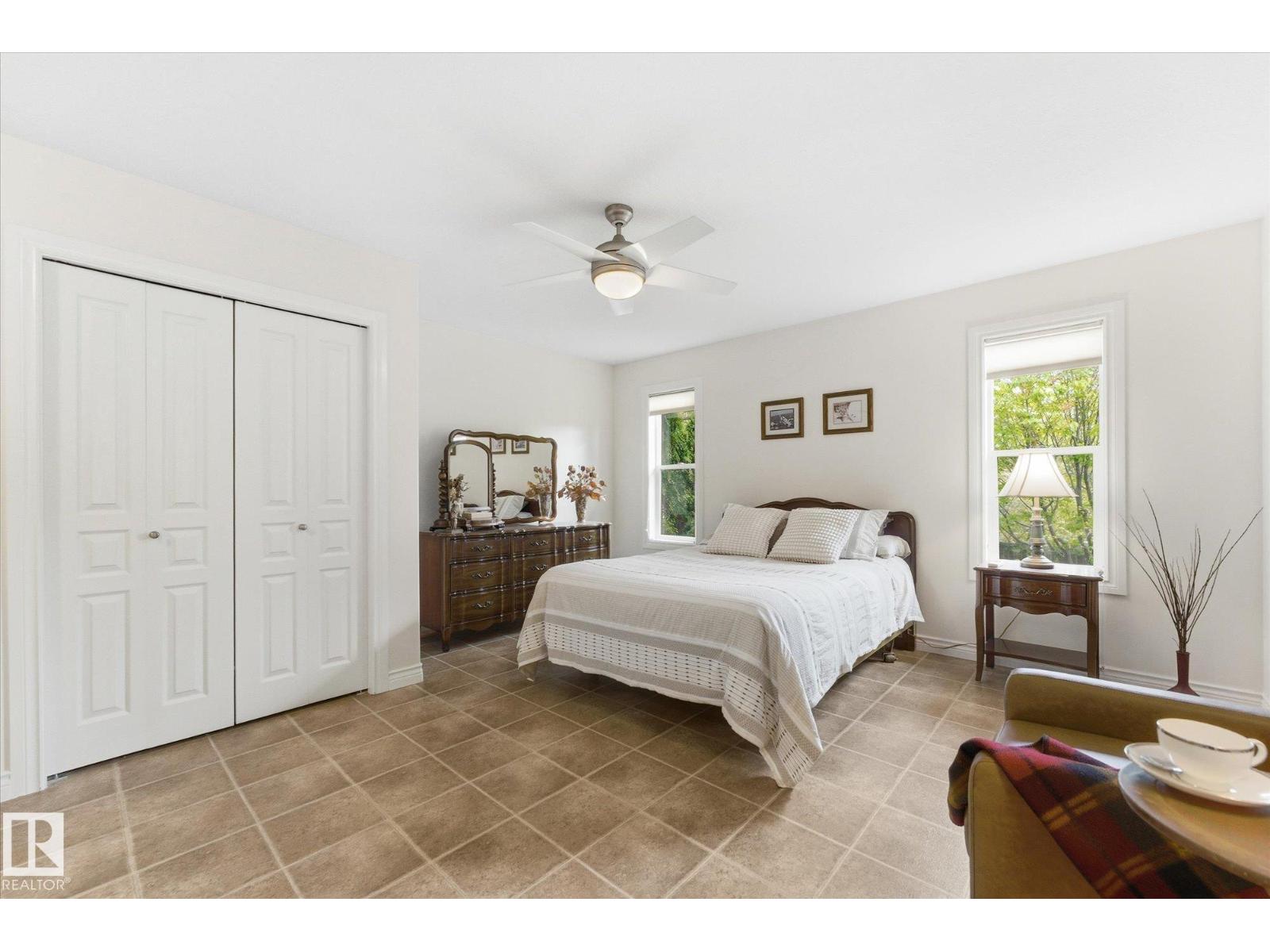 843 Oakland PL — photo 22