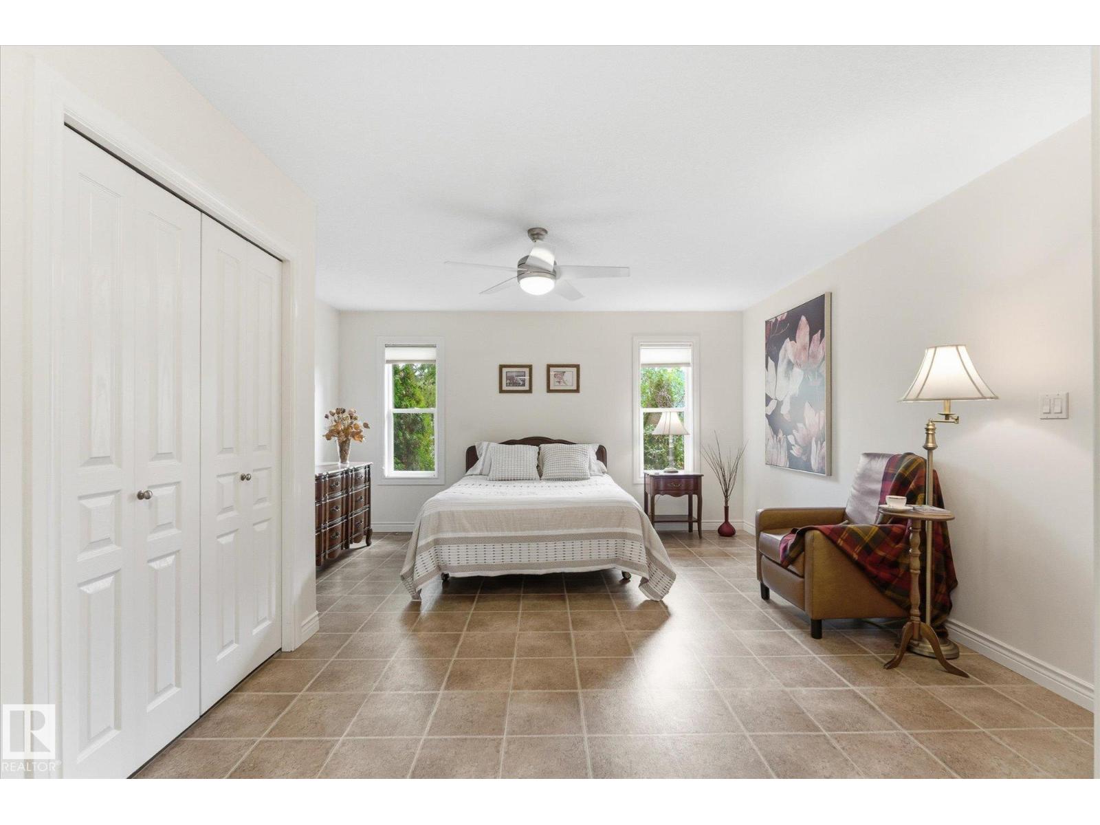 843 Oakland PL — photo 25