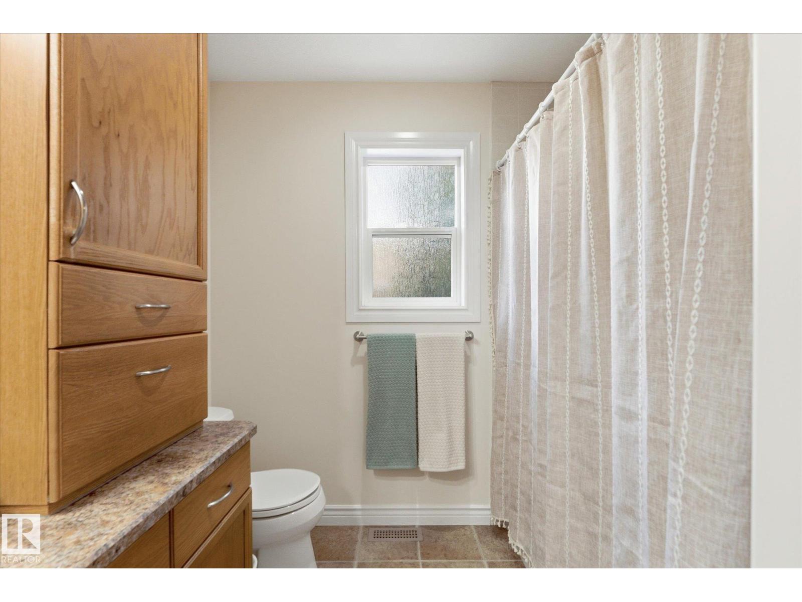 843 Oakland PL — photo 27