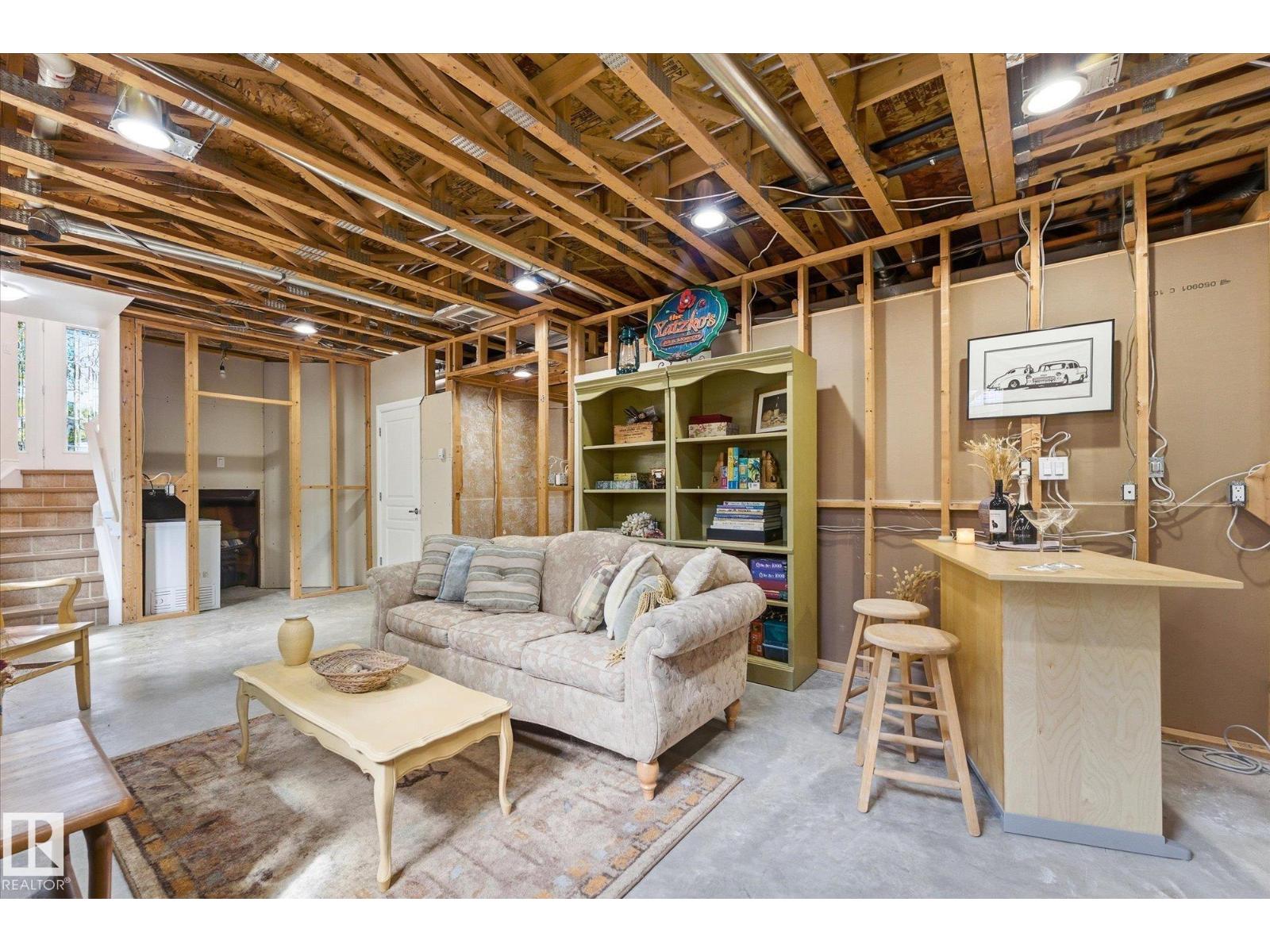 843 Oakland PL — photo 32