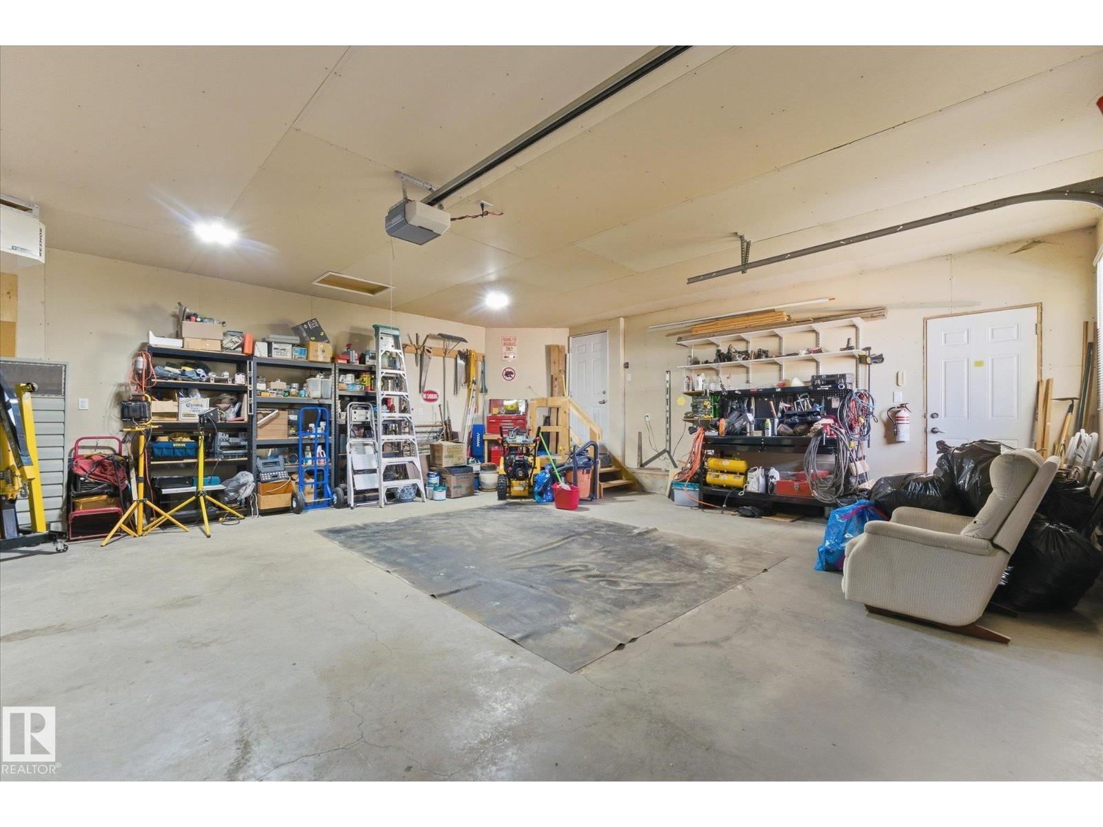 843 Oakland PL — photo 42
