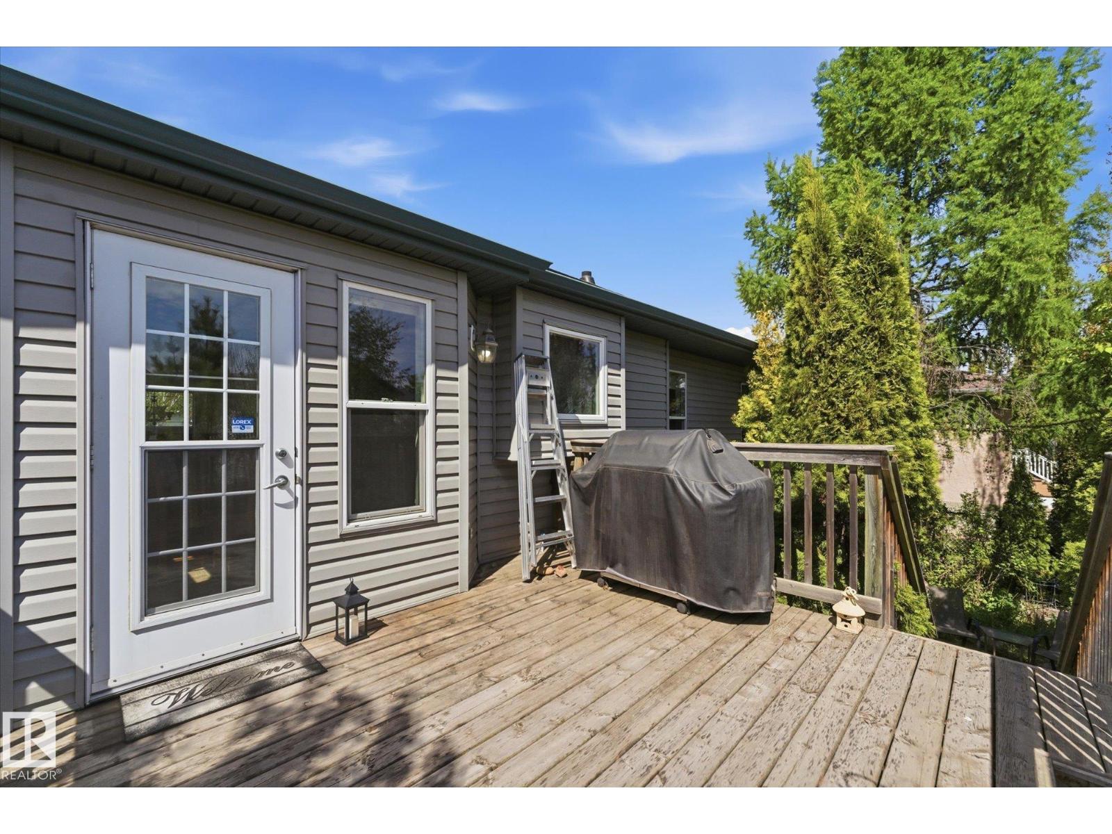 843 Oakland PL — photo 44