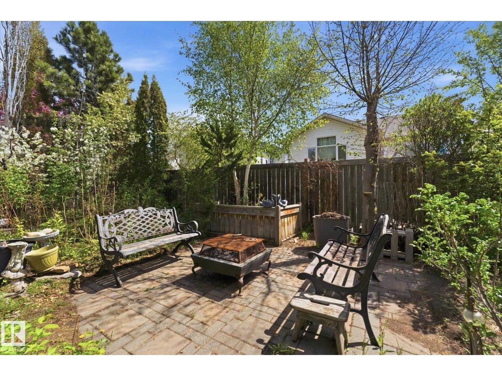 843 Oakland PL — photo 48