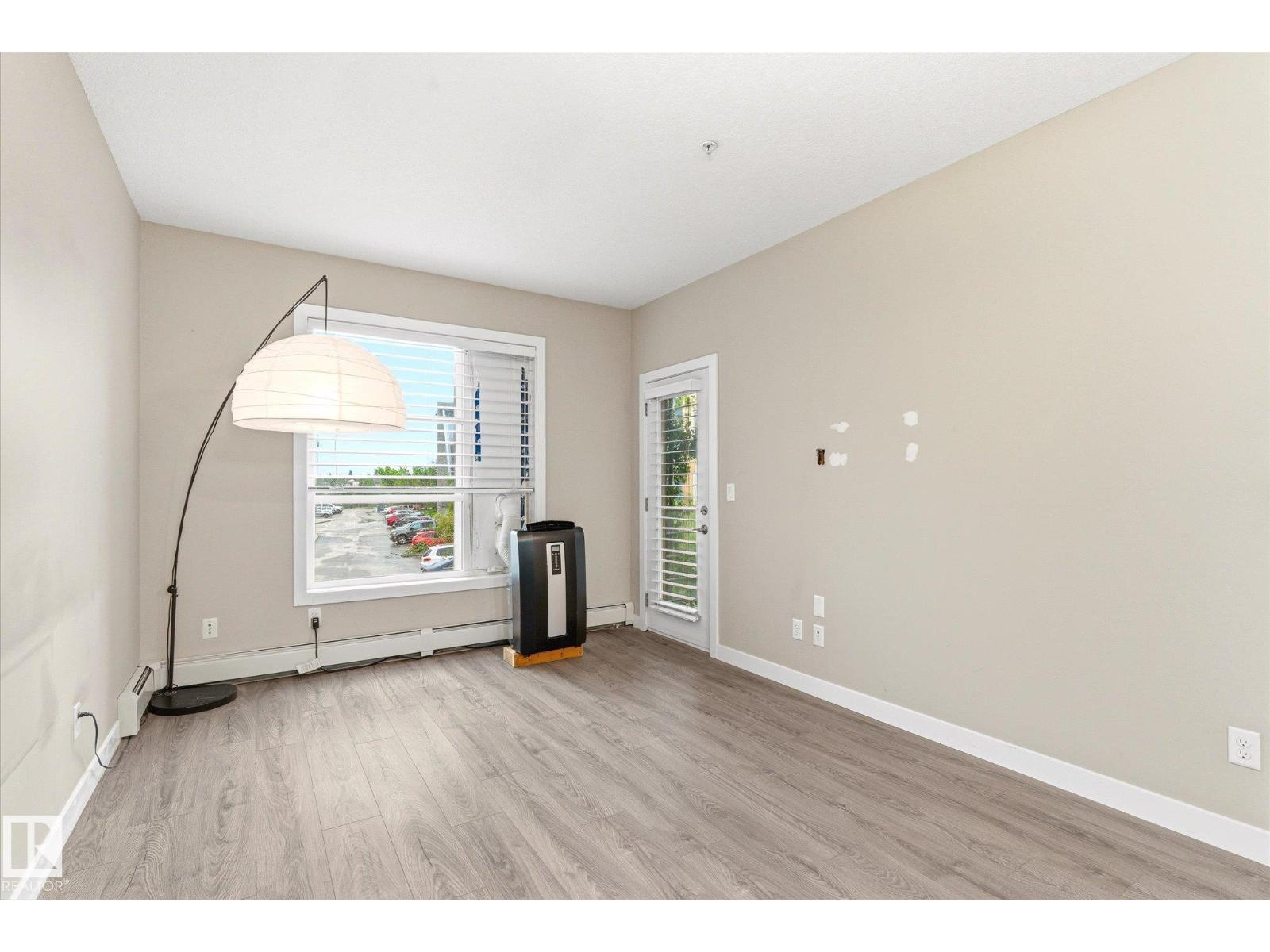 #218 2590 ANDERSON WY SW - 5