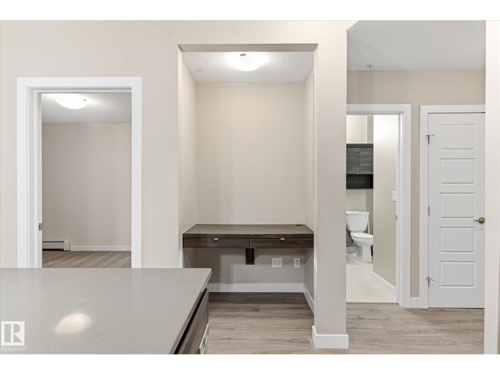#218 2590 ANDERSON WY SW - 7