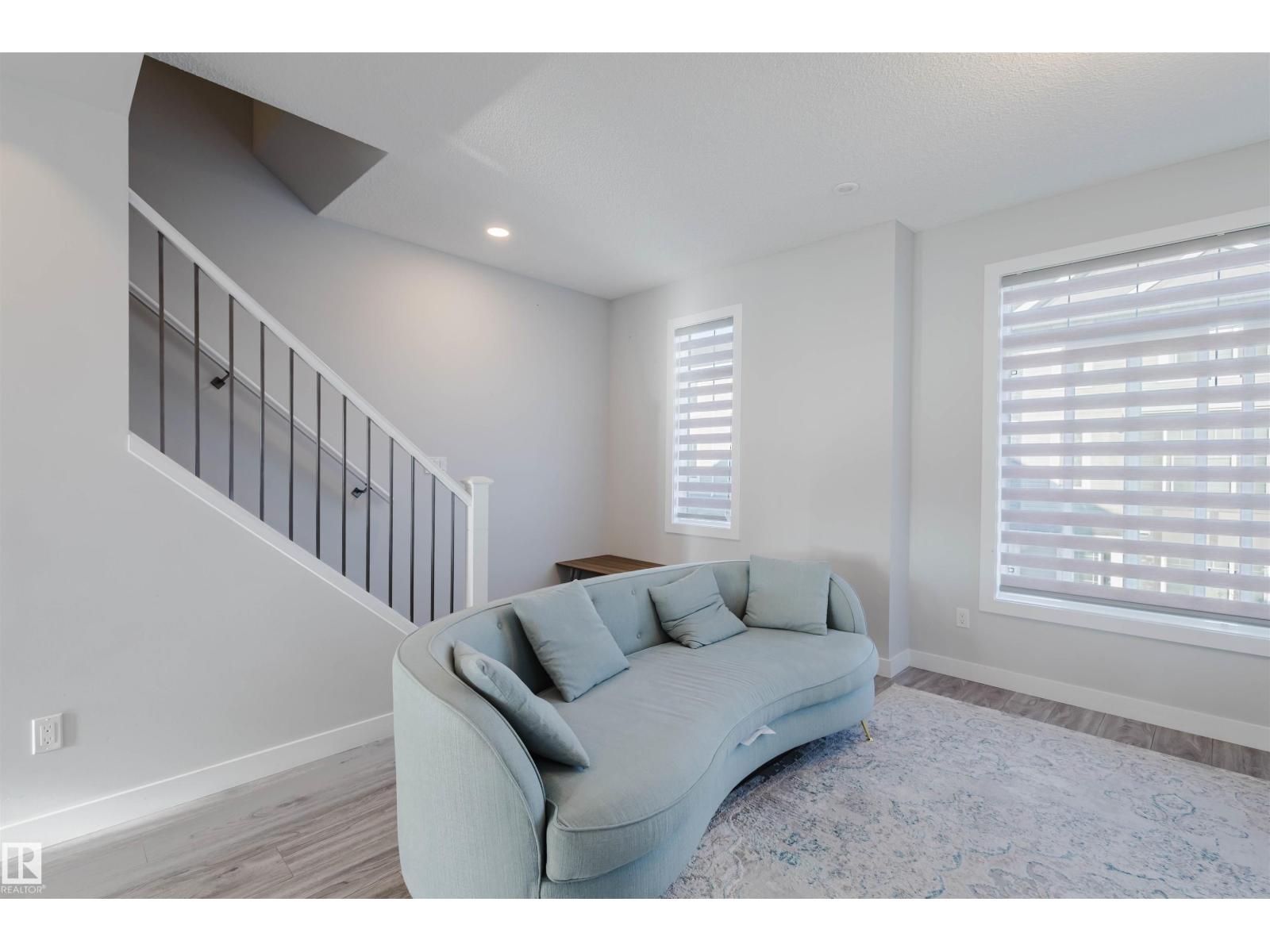 #41 2215 24 ST NW - 14