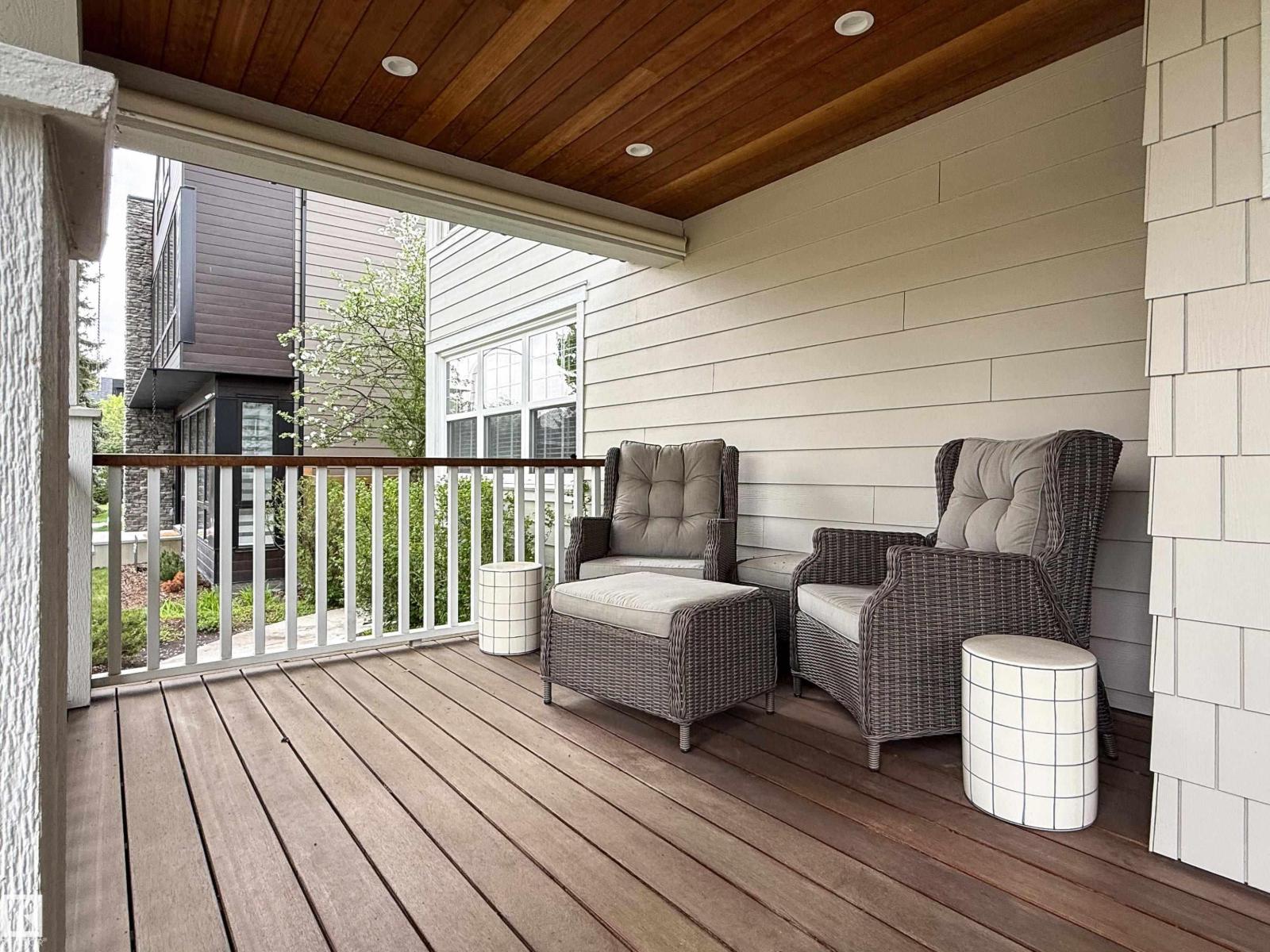 8332 120 ST NW - 3