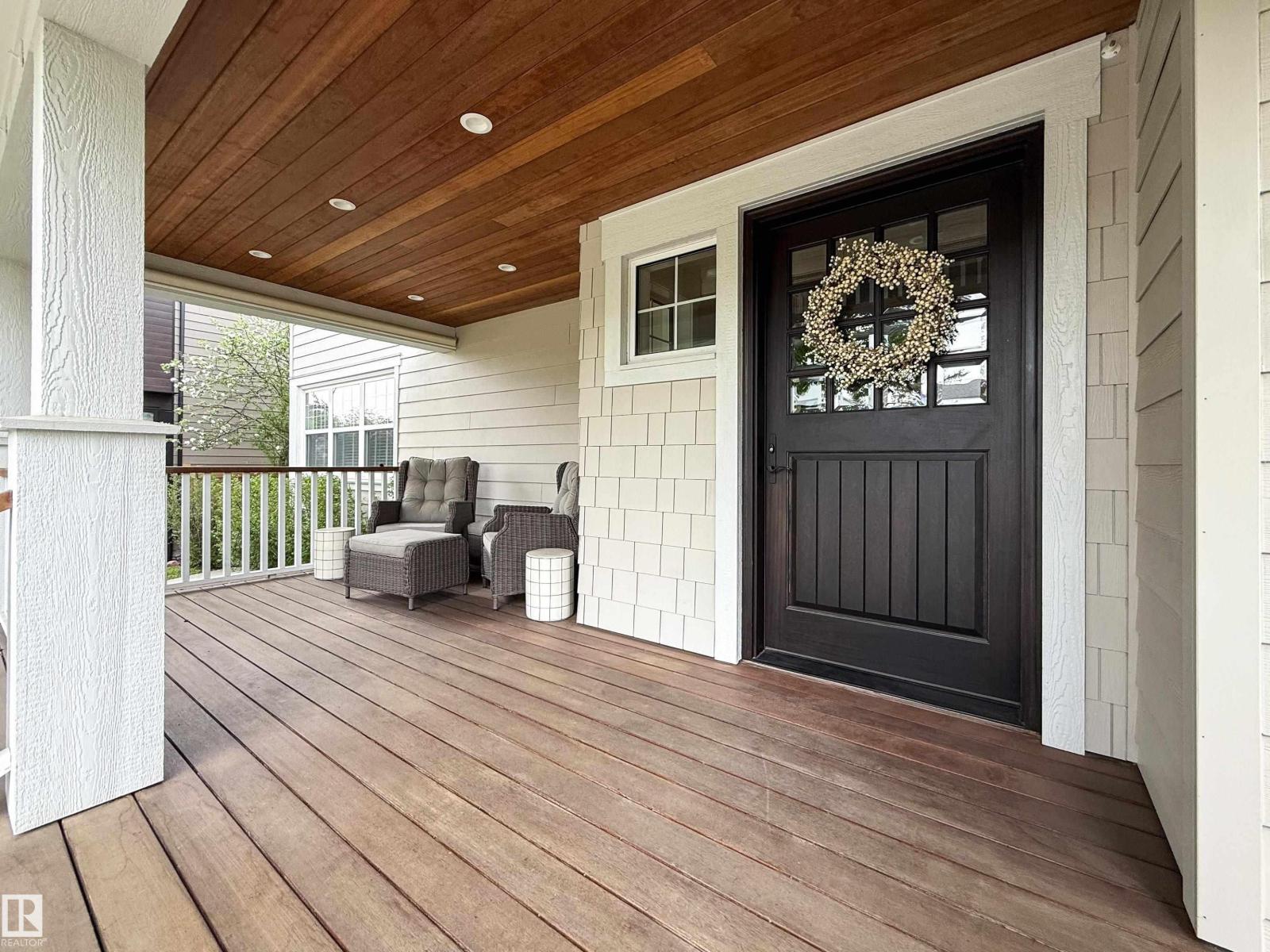 8332 120 ST NW - 4