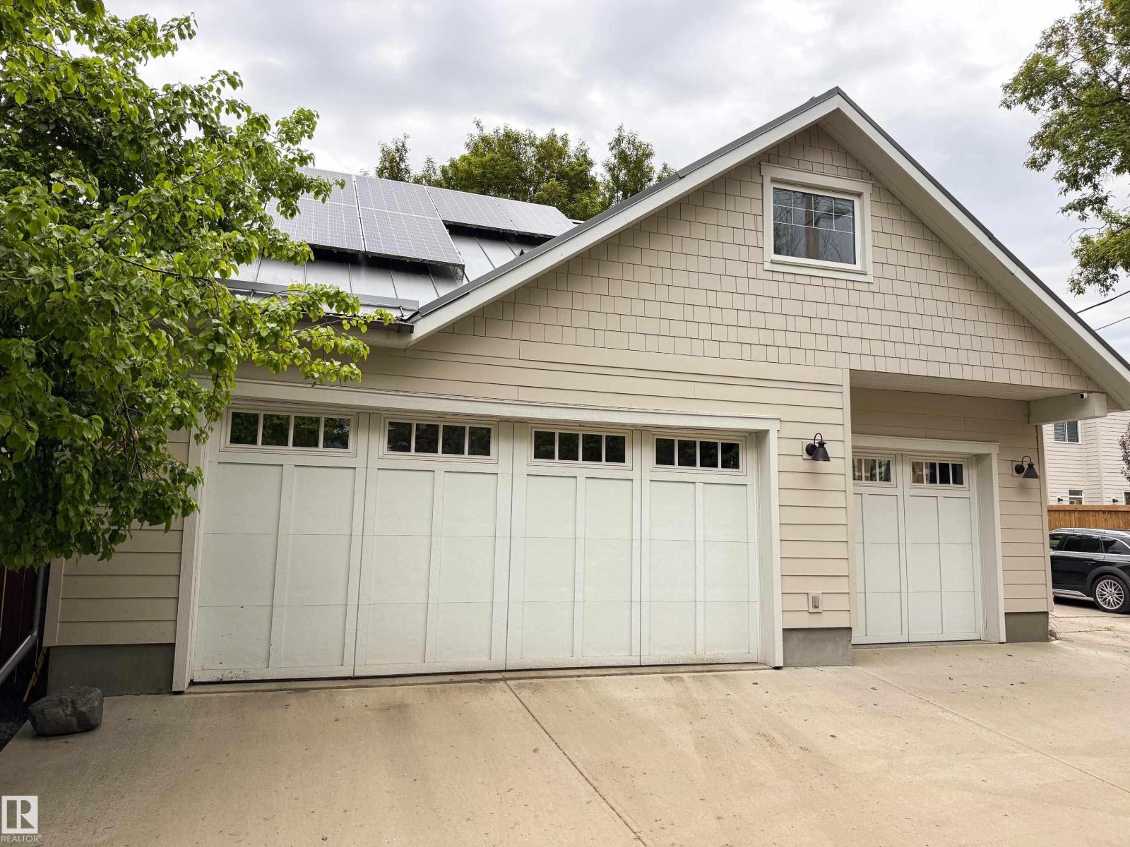8332 120 ST NW - 48