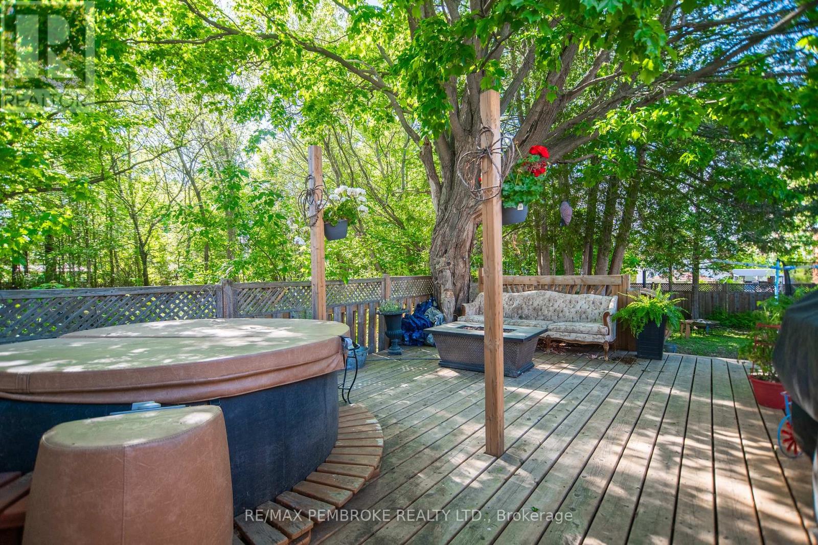 259 ISABELLA STREET - 32