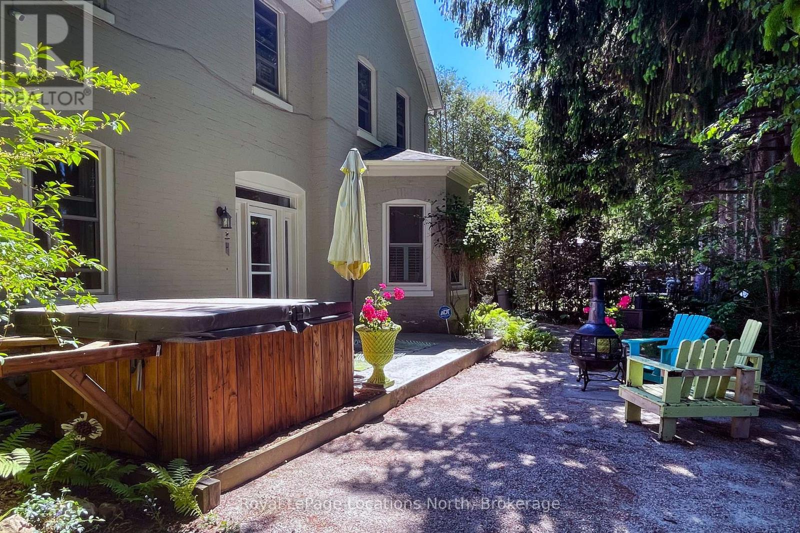 44 PARKVIEW AVENUE - 10