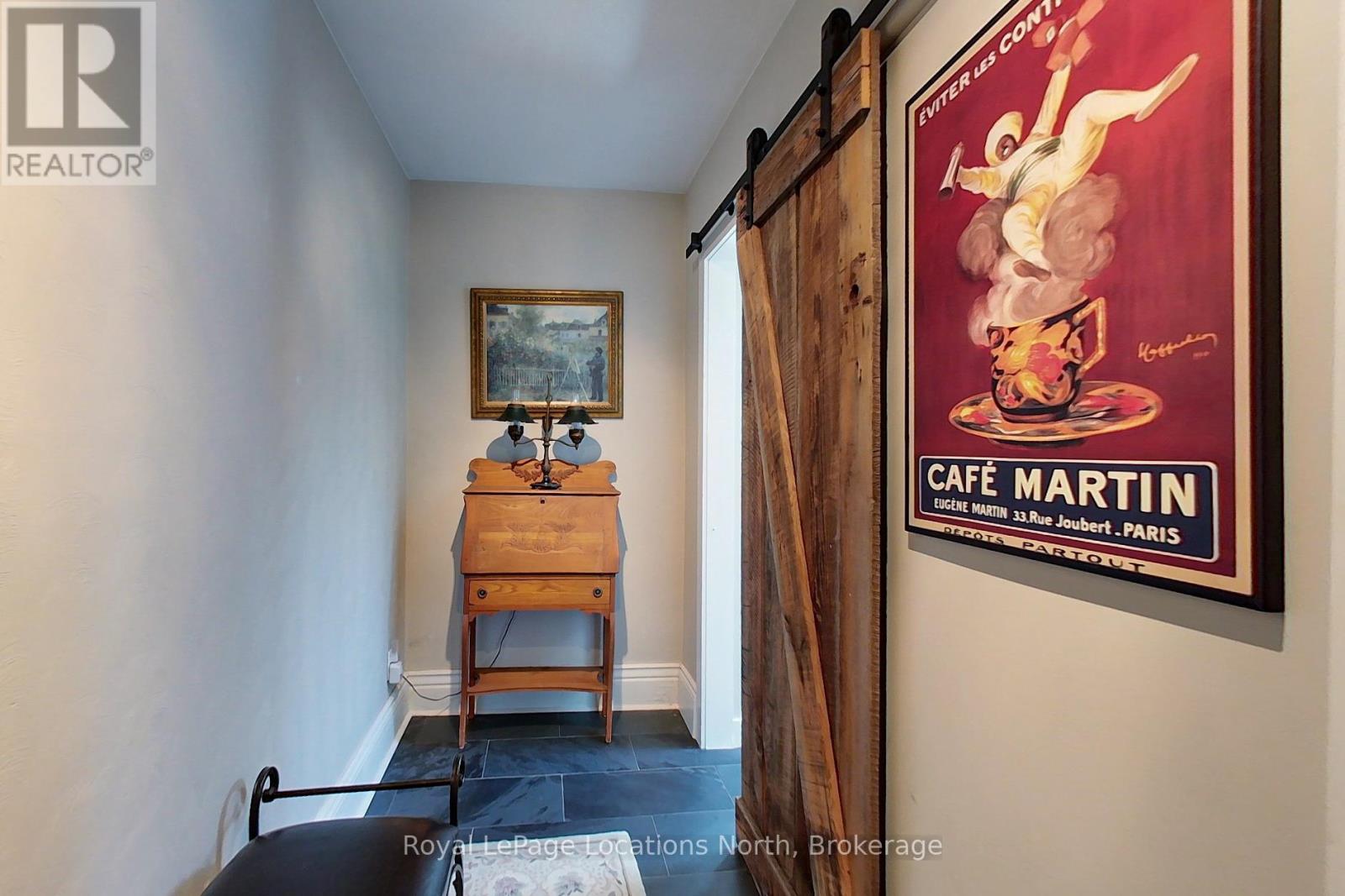 44 PARKVIEW AVENUE - 22