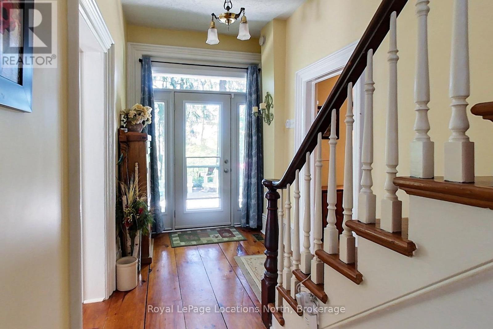 44 PARKVIEW AVENUE - 23