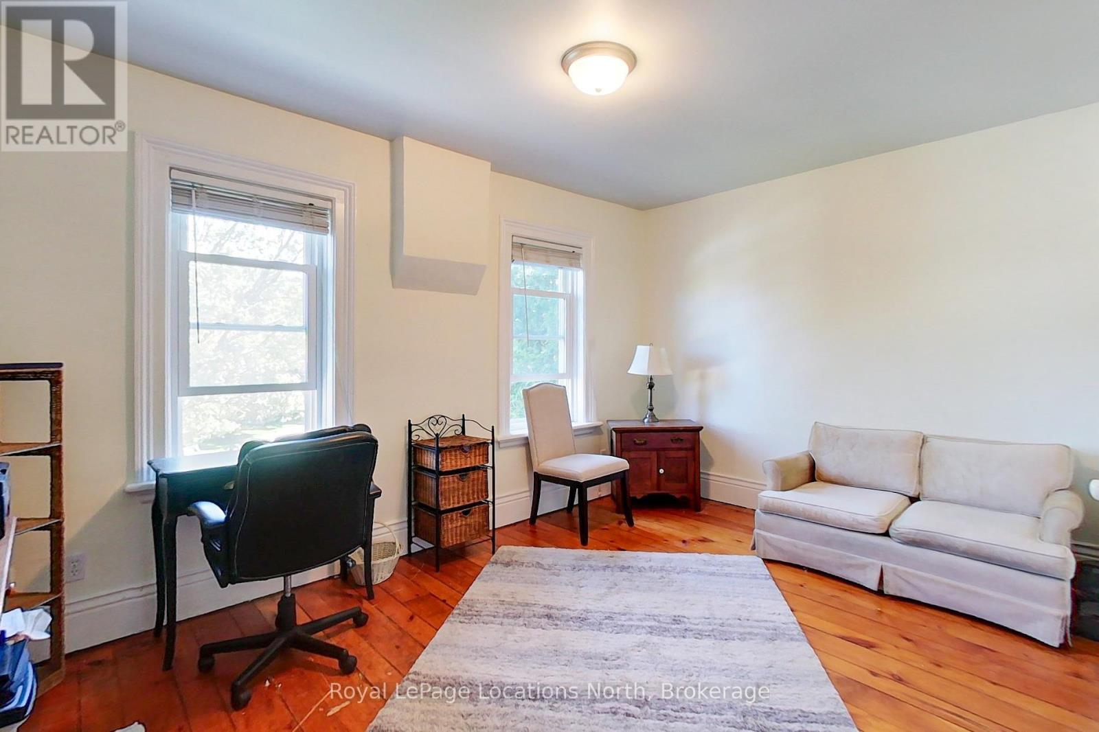 44 PARKVIEW AVENUE - 27