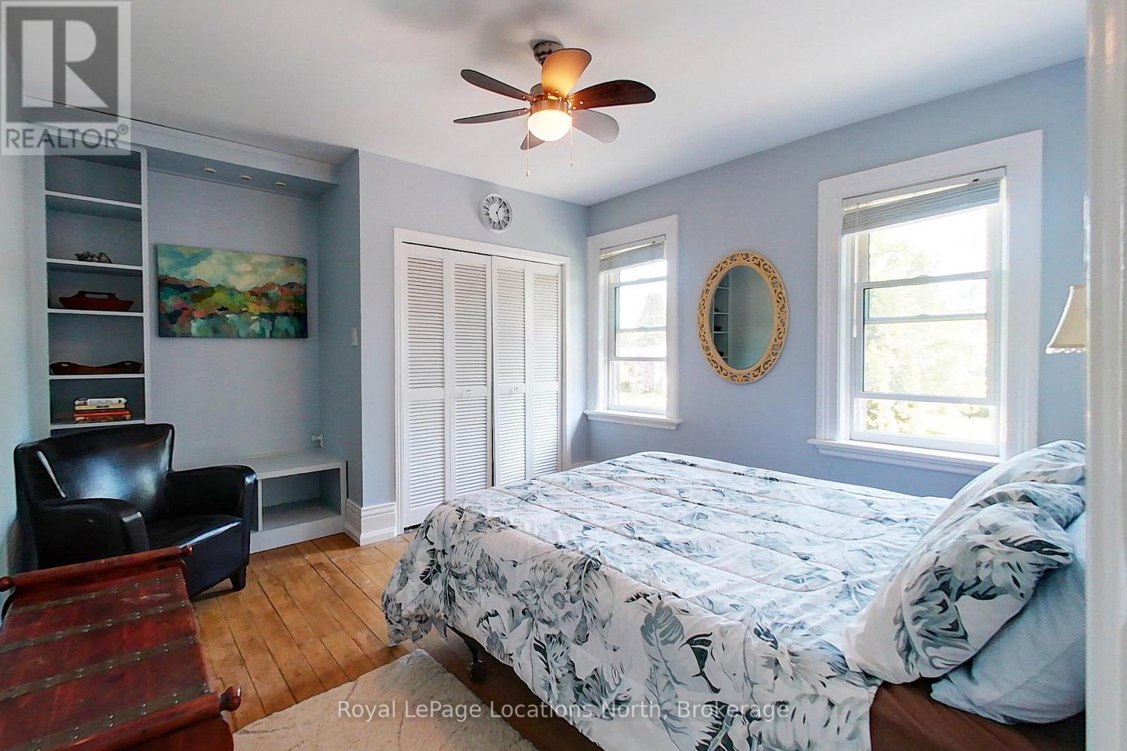 44 PARKVIEW AVENUE - 32