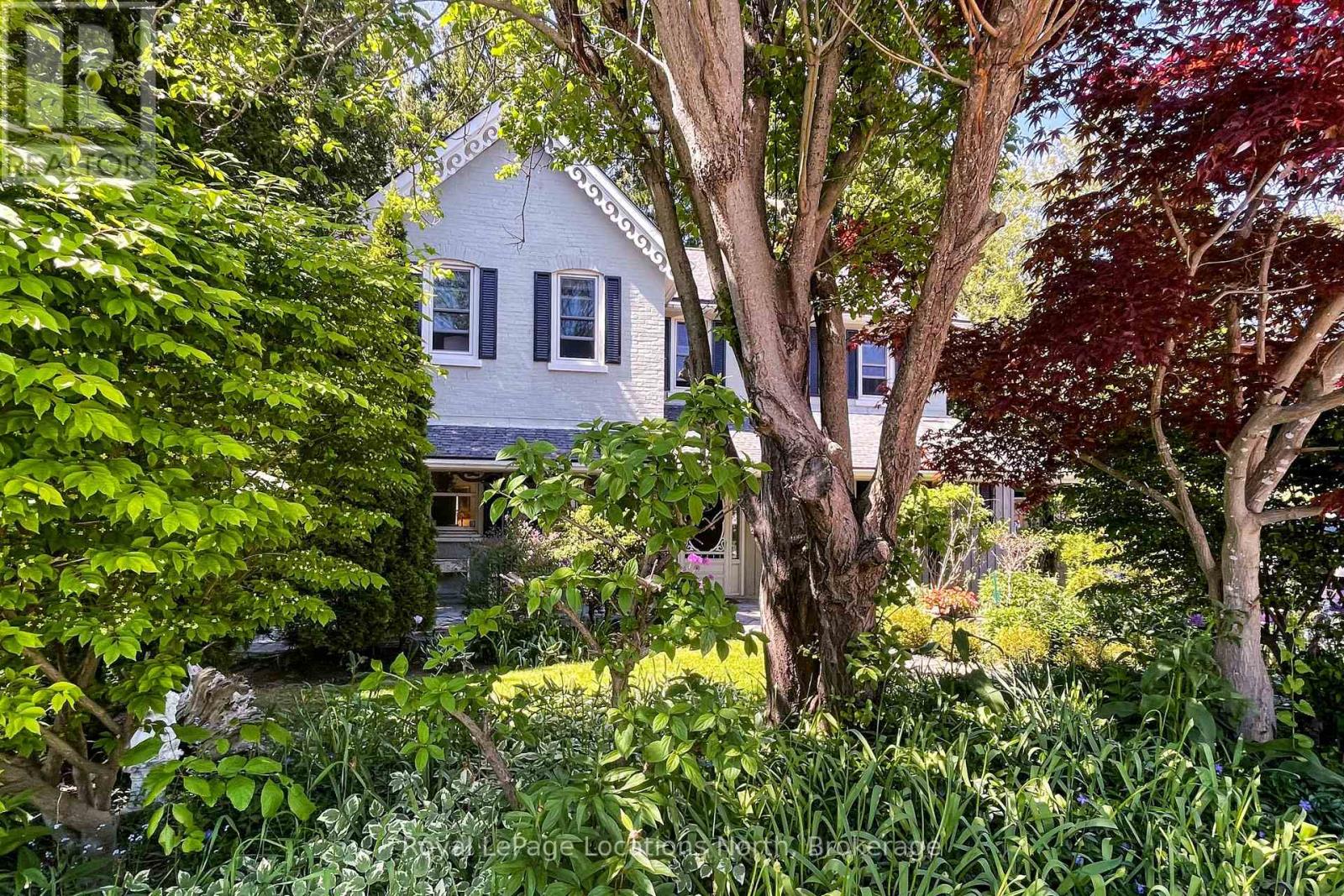 44 PARKVIEW AVENUE - 4