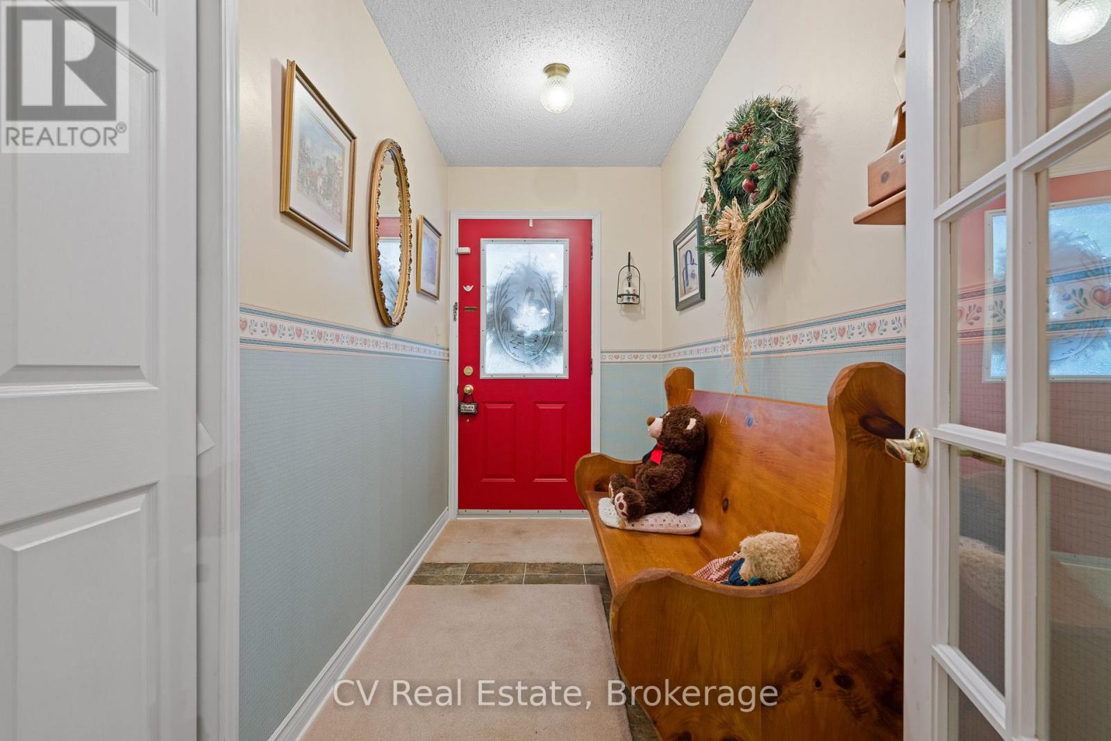 16 BREISACHER ROAD - 4