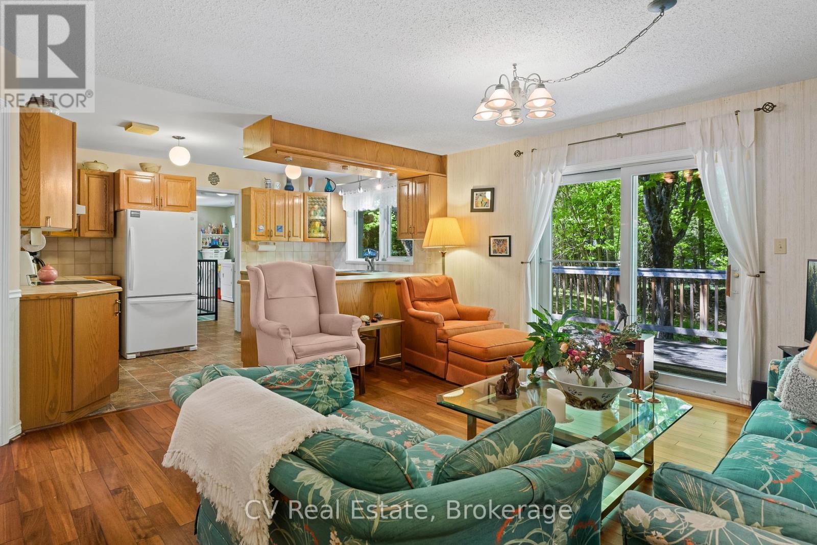 16 BREISACHER ROAD - 6