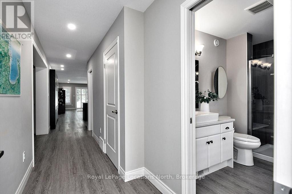 17 ELGIN STREET S - 2