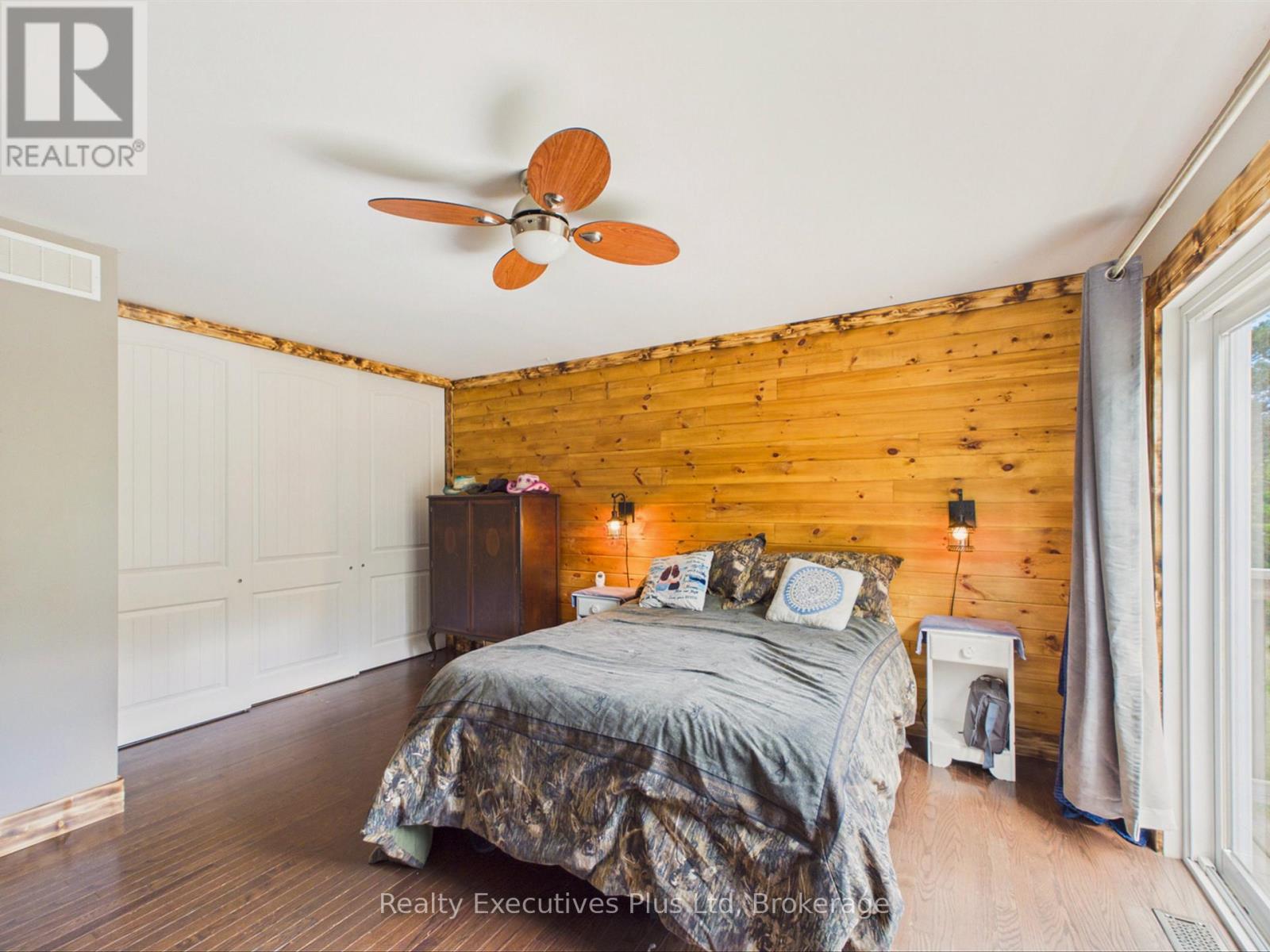 235 ROCK POINT ROAD - 22