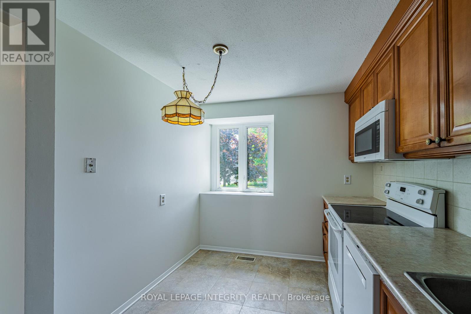 32C BENLEA DRIVE - 5