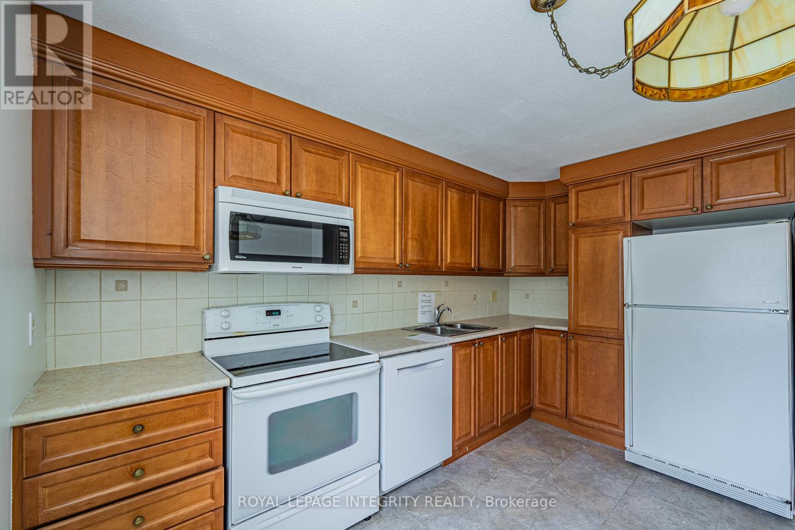 32C BENLEA DRIVE - 6