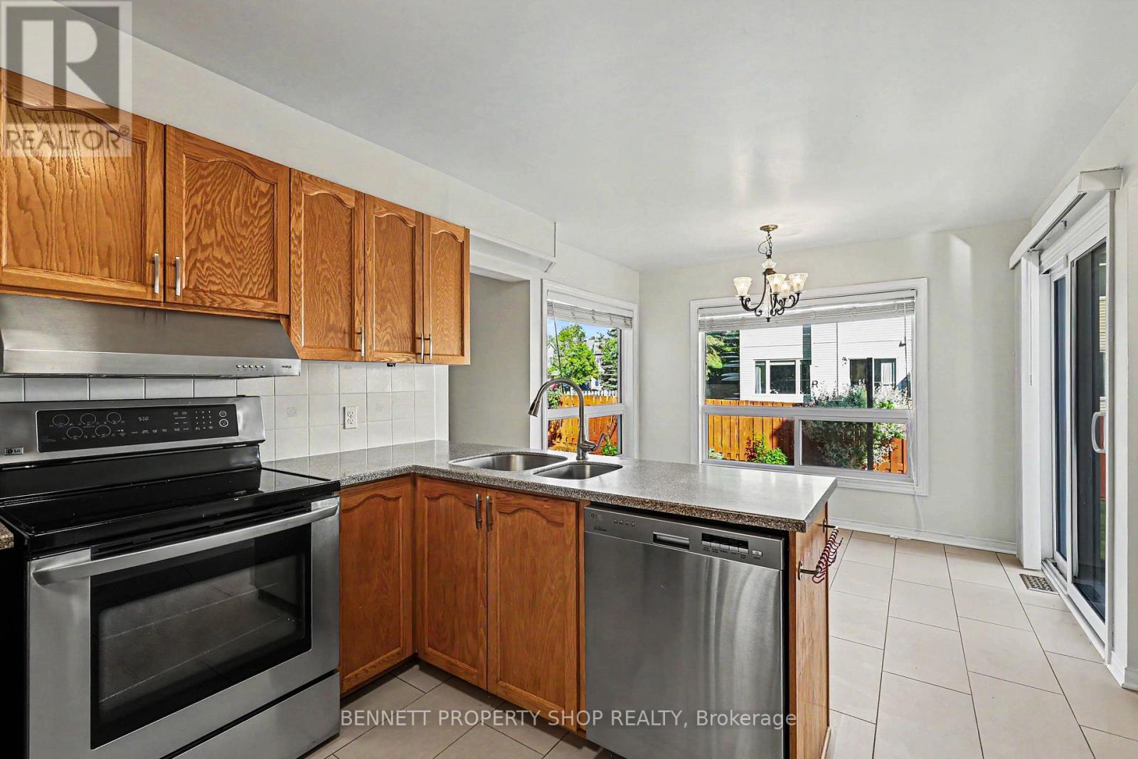 82 EMERALD MEADOWS DRIVE - 12