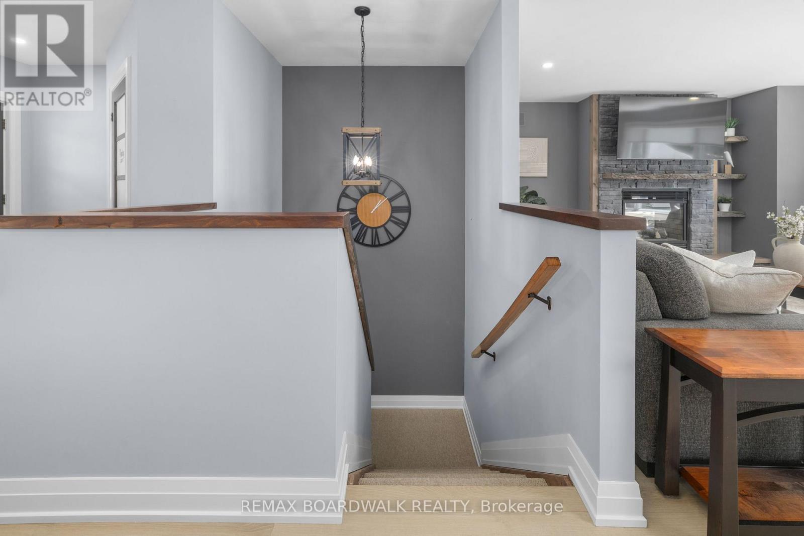 159 DUNLOP CRESCENT - 28
