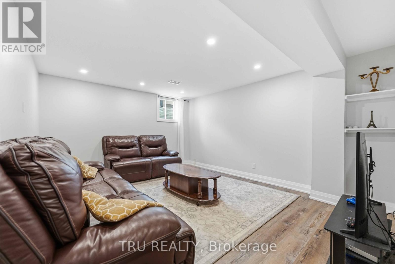 344 SWEETCLOVER WAY - 45