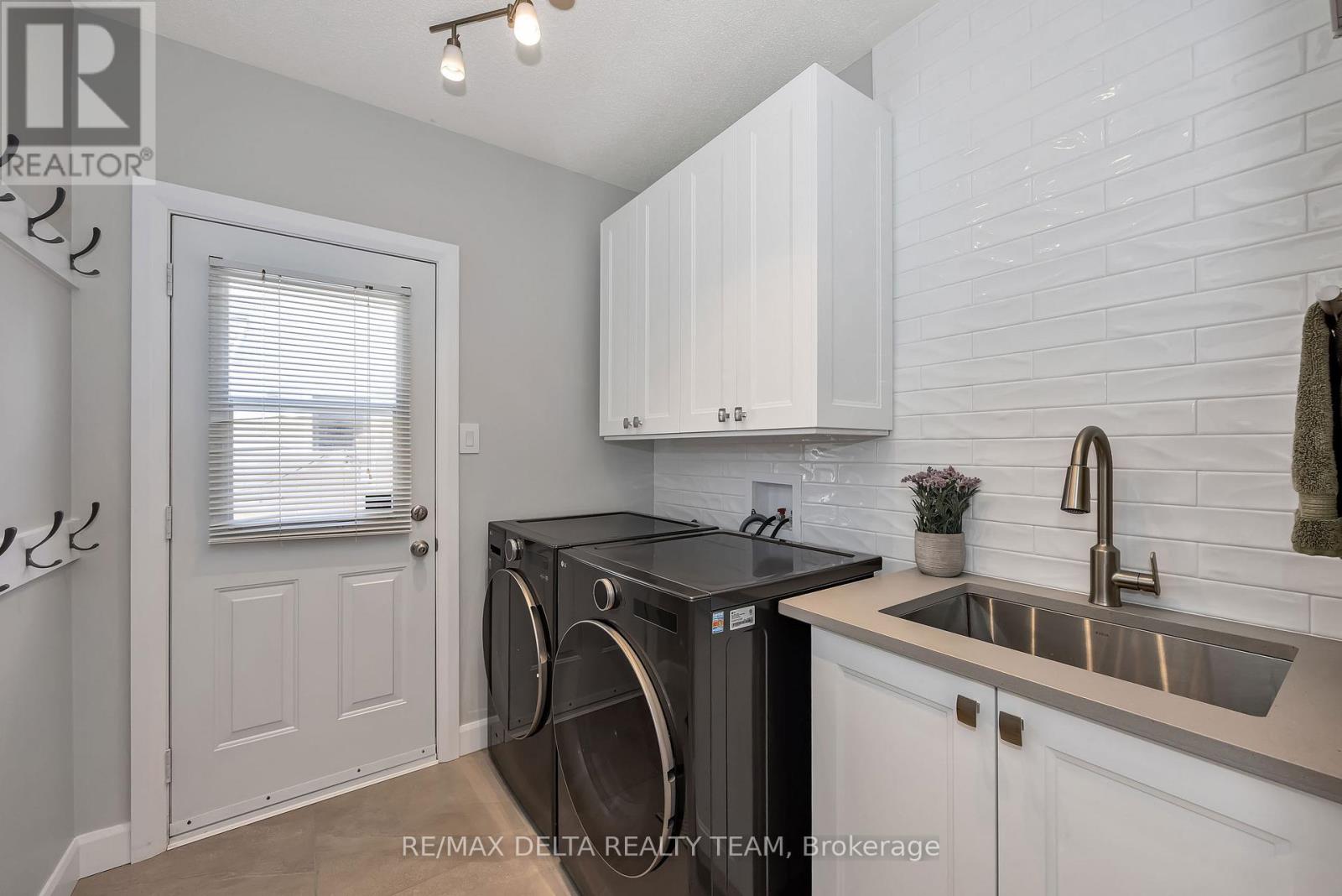 1426 CHEVERNY CRESCENT - 16