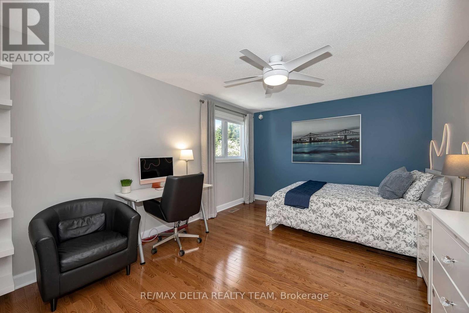 1426 CHEVERNY CRESCENT - 27