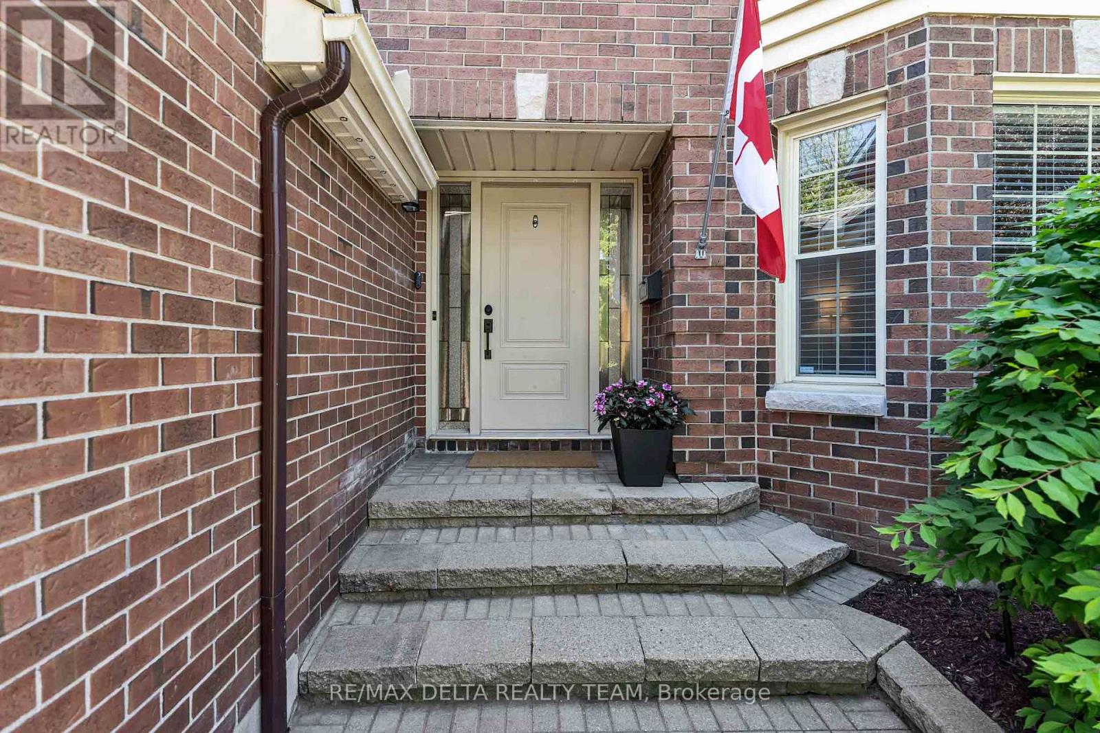 1426 CHEVERNY CRESCENT - 3