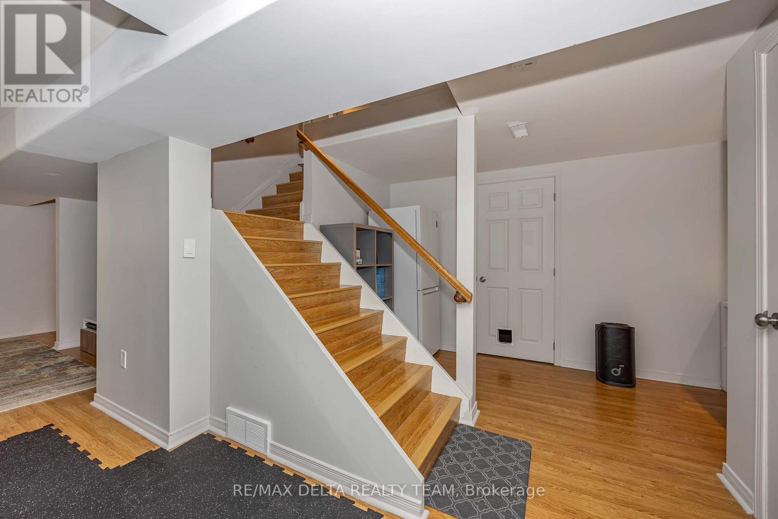 1426 CHEVERNY CRESCENT - 31