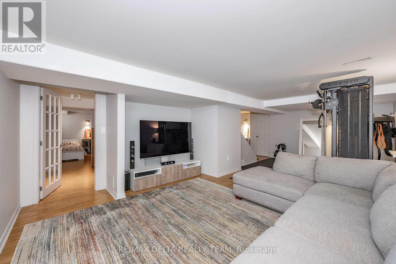 1426 CHEVERNY CRESCENT - 33
