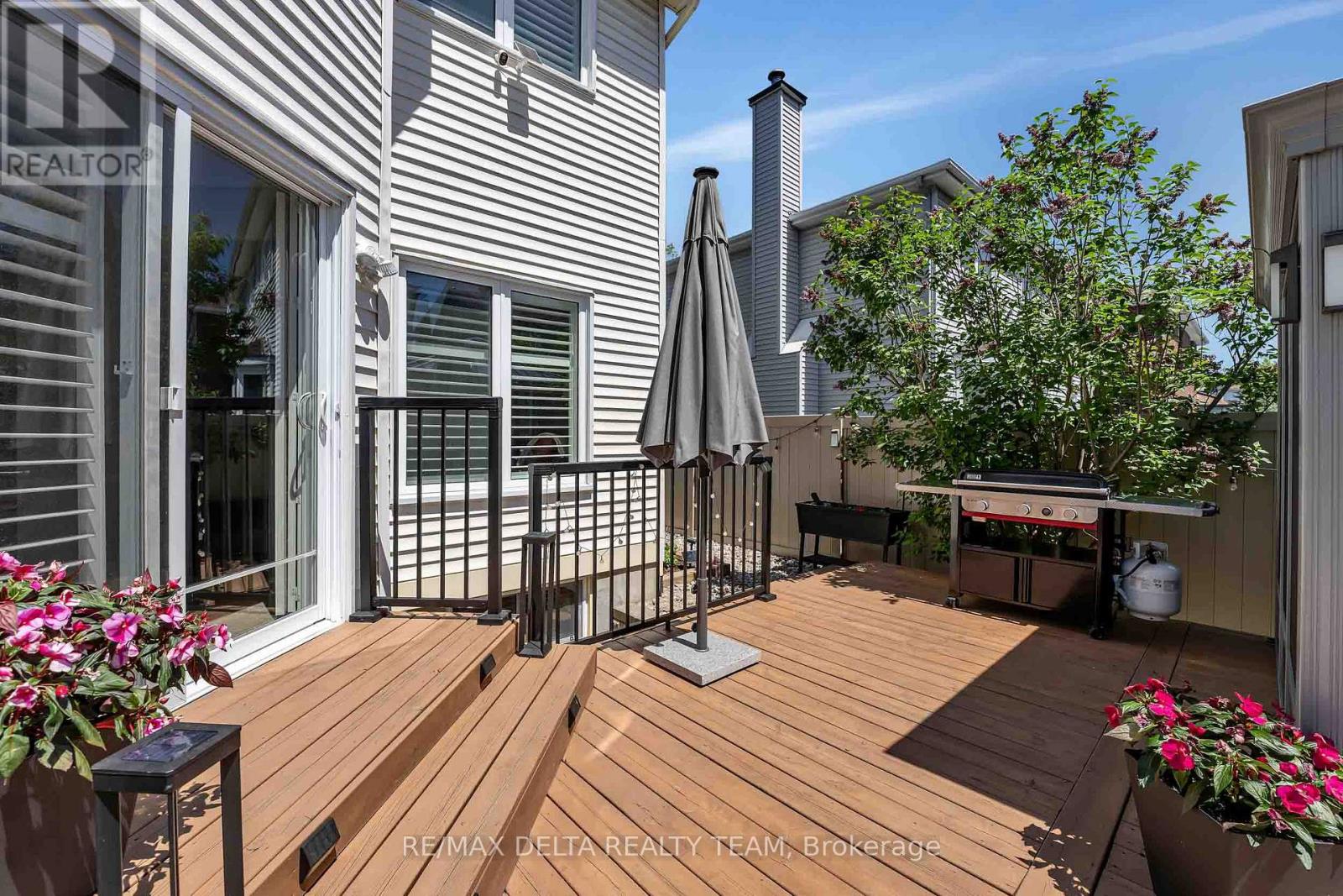1426 CHEVERNY CRESCENT - 36