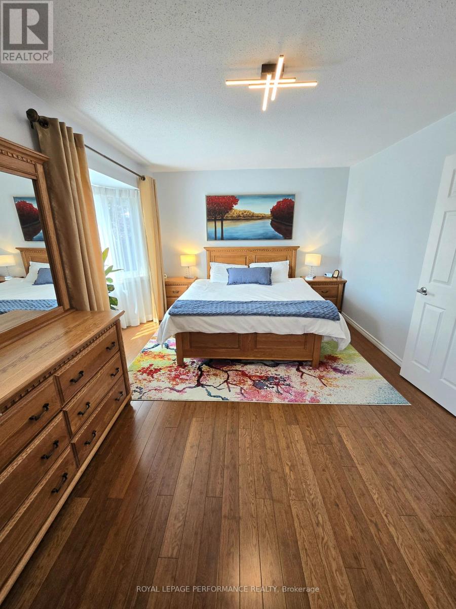 61 HAWLEY CRESCENT - 21