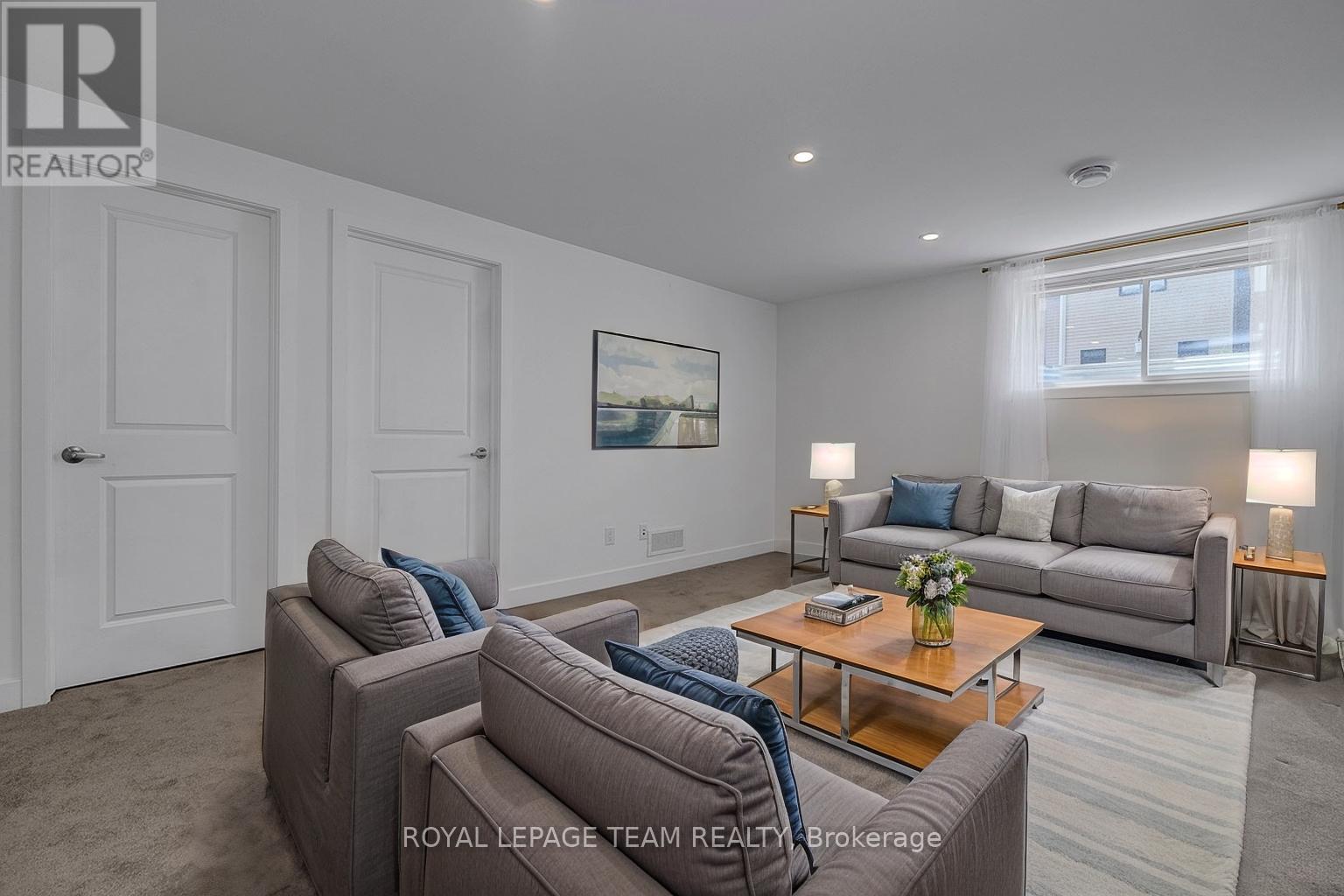 3 Bed, 3 Bath House for Sale in Ottawa – 822 CHIPPING CIRCLE, Ottawa – MLS# X13247864 - Image 42