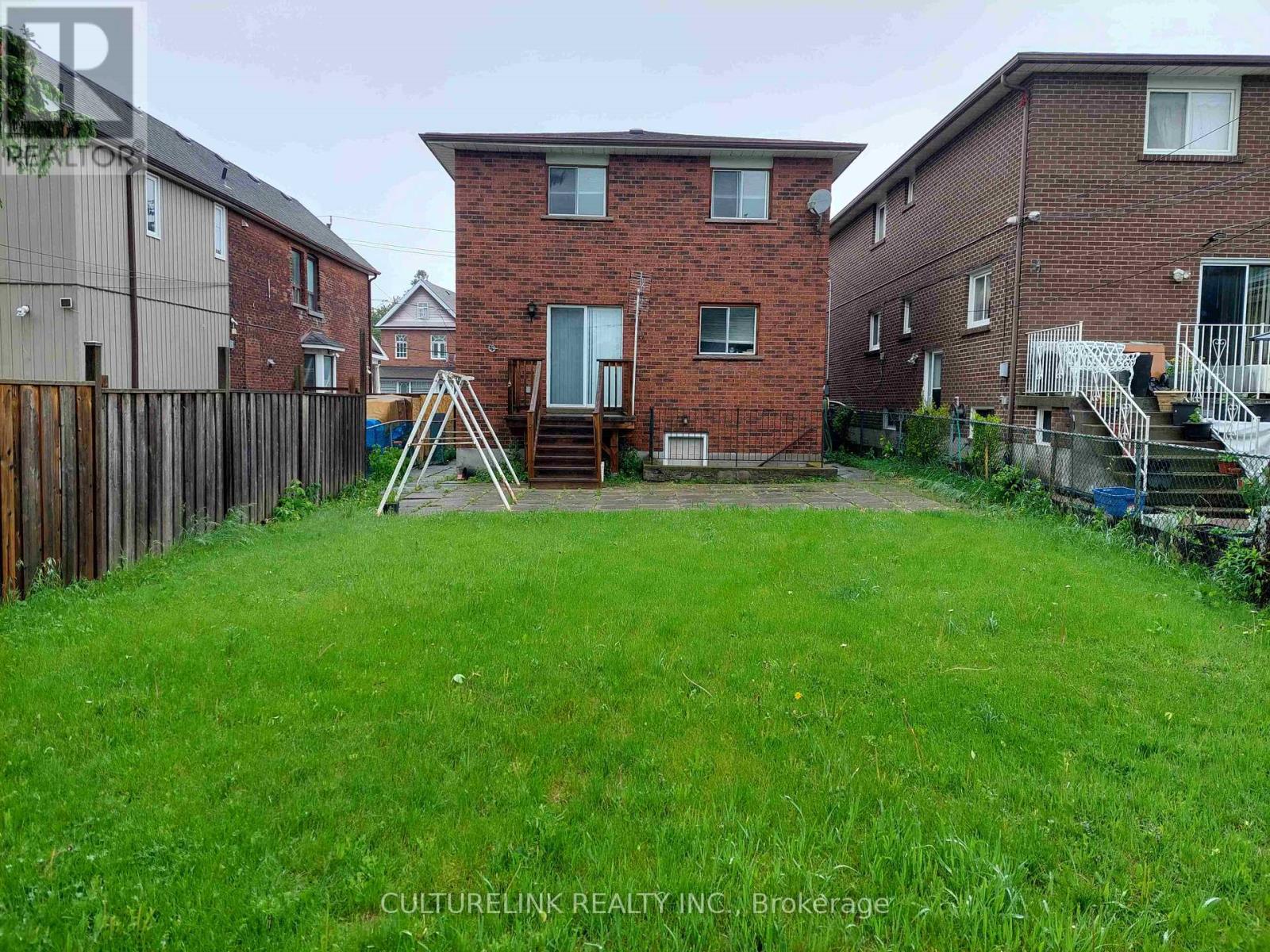 29 GOLDWIN AVENUE - 4