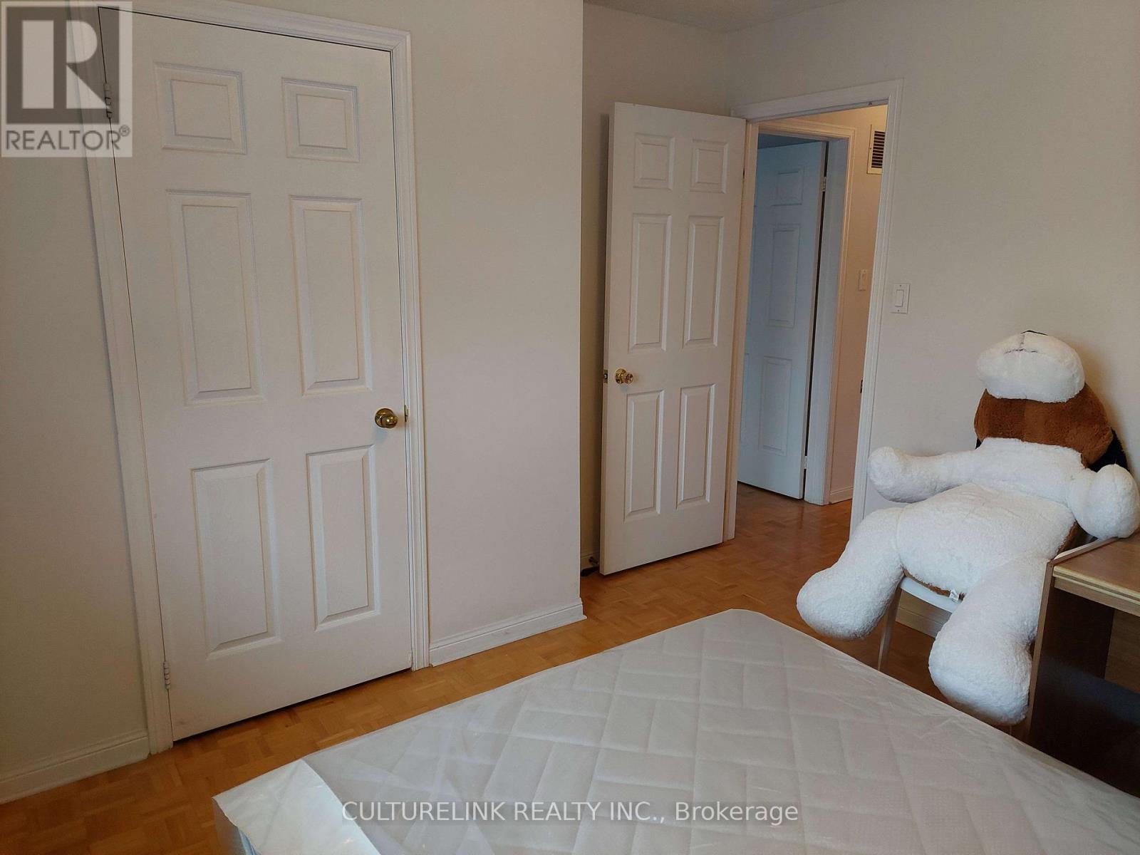 29 GOLDWIN AVENUE - 16