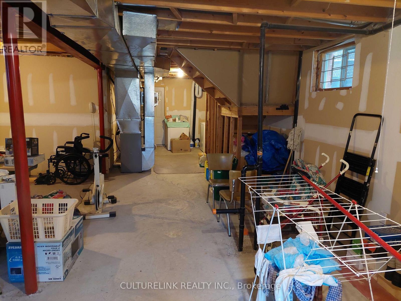 29 GOLDWIN AVENUE - 19