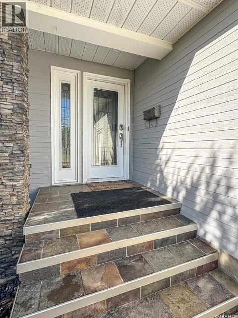 418 Curry CRESCENT - Image 3