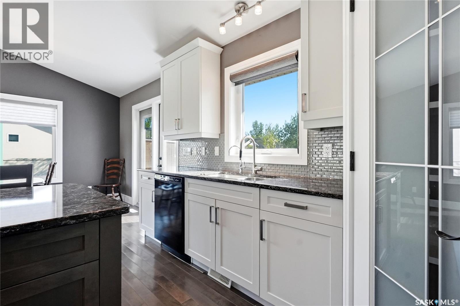 326 Horlick CRESCENT - 13