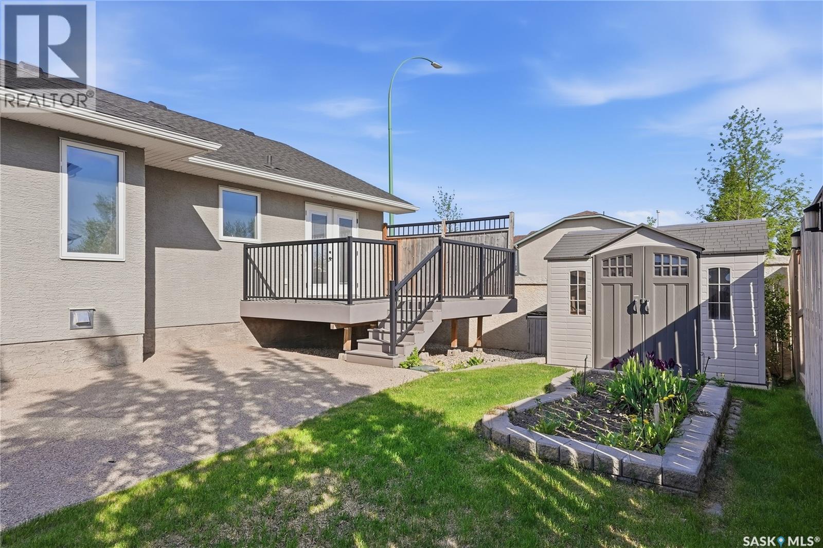 326 Horlick CRESCENT - 47