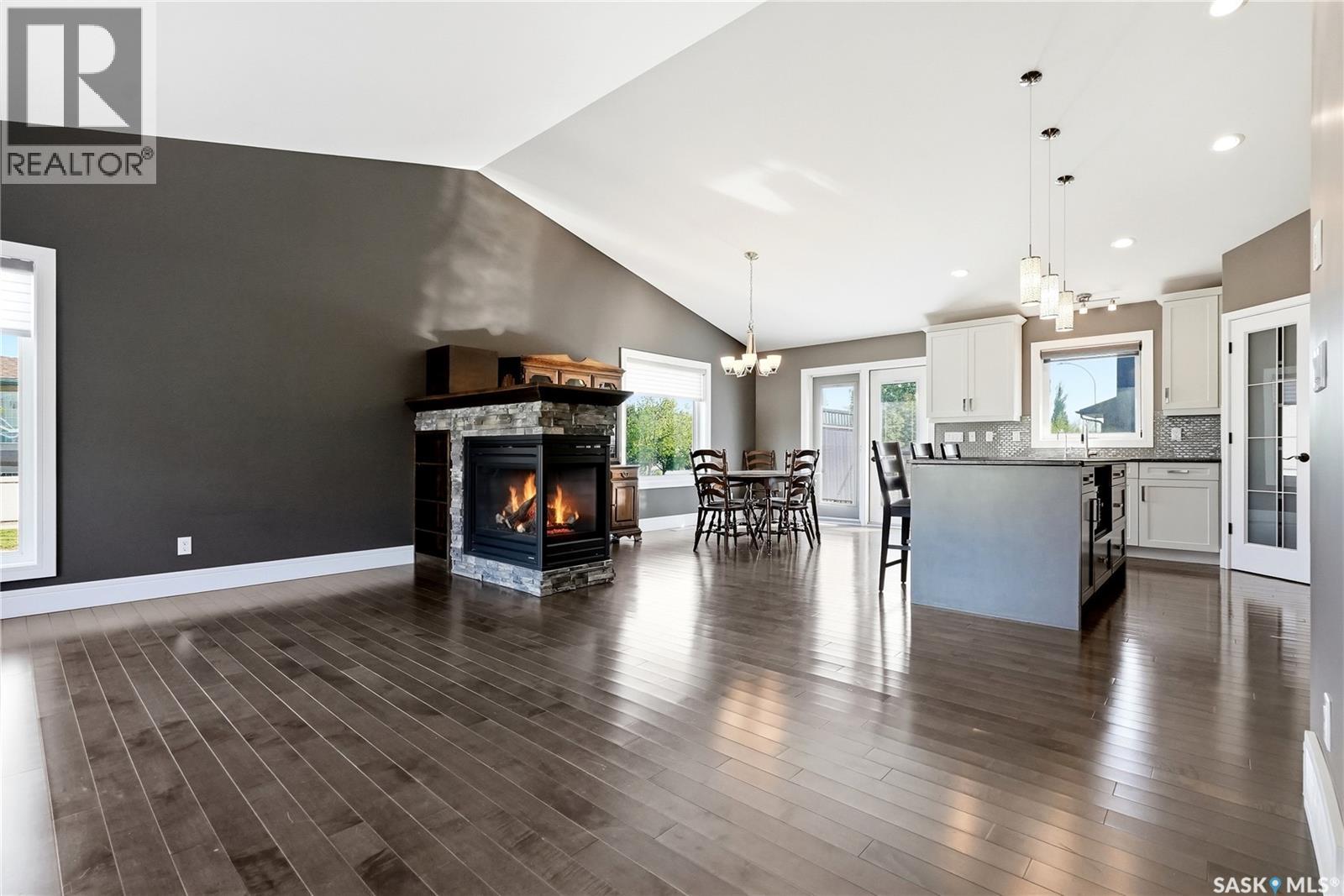 326 Horlick CRESCENT - 8